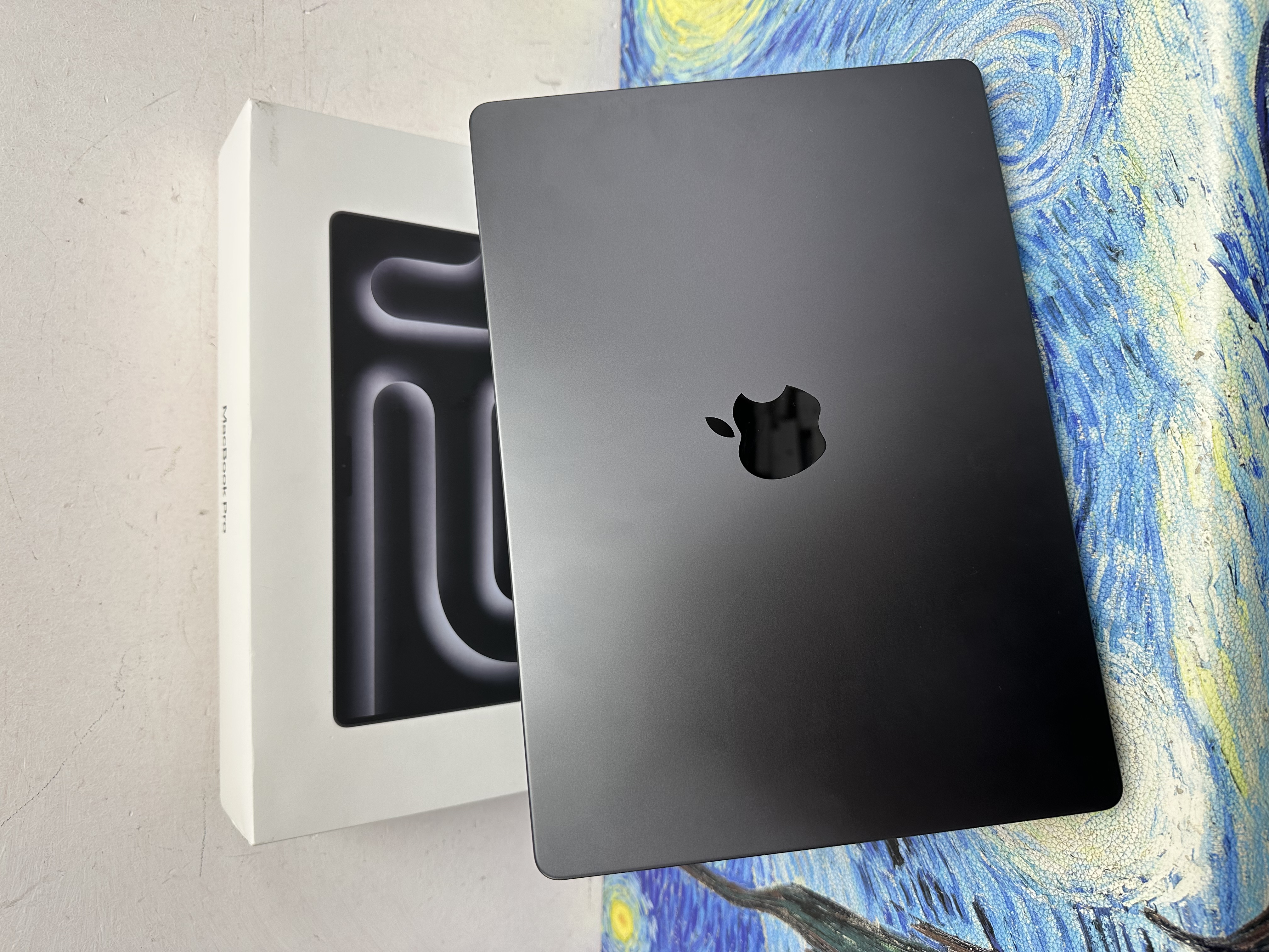 #6280 Apple MacBook M5 Pro 2025 M5 Pro CPU/24GB Ram/2TB SSD/16核心 GPU/Liquid Retina XDR Mon/14吋/黑色/ MacBook Pro M5 / MacbookPro M5 Pro / Laptop / Notebook / Ultrabook / Netflix/ YouTube / Black / silver /Office / Work / 3D
