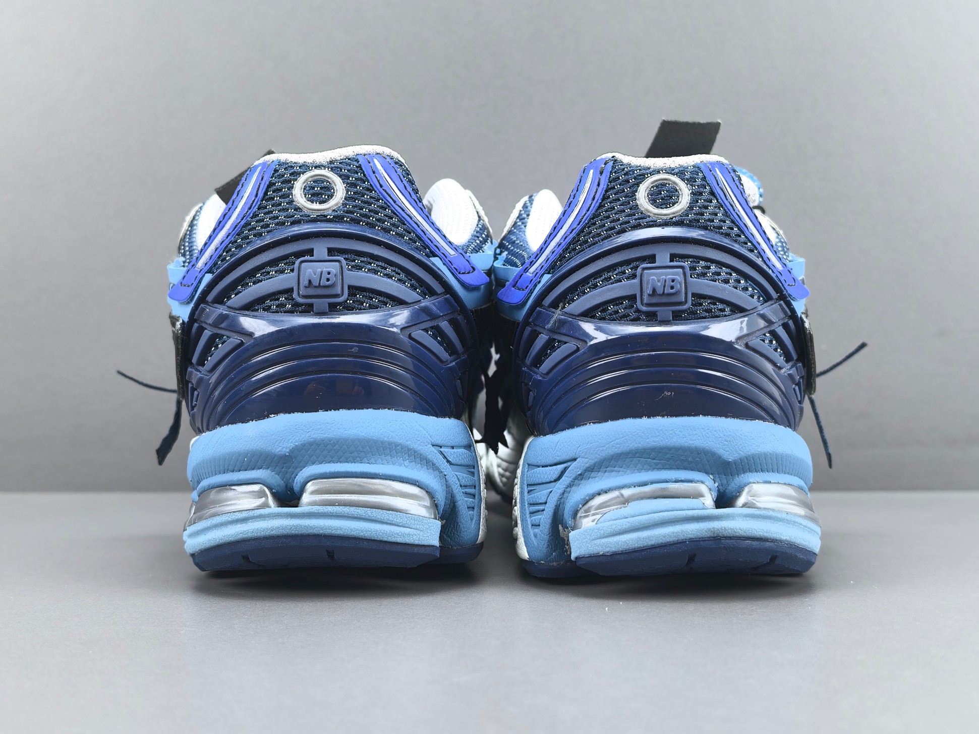 New Balance 1906A U1906AB