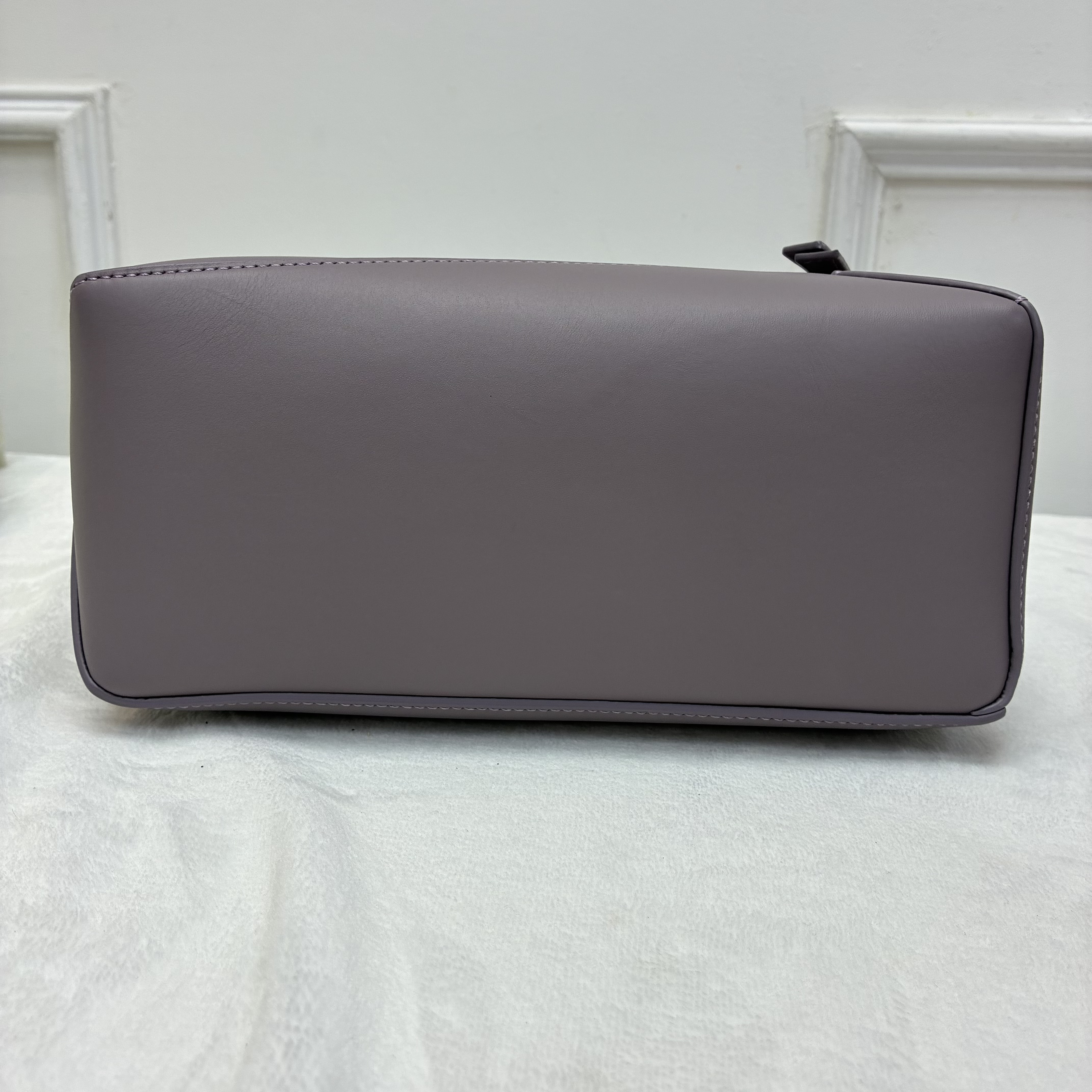Full set loewe small puzzle 配紫色兔子（兔子吊飾原價6900）