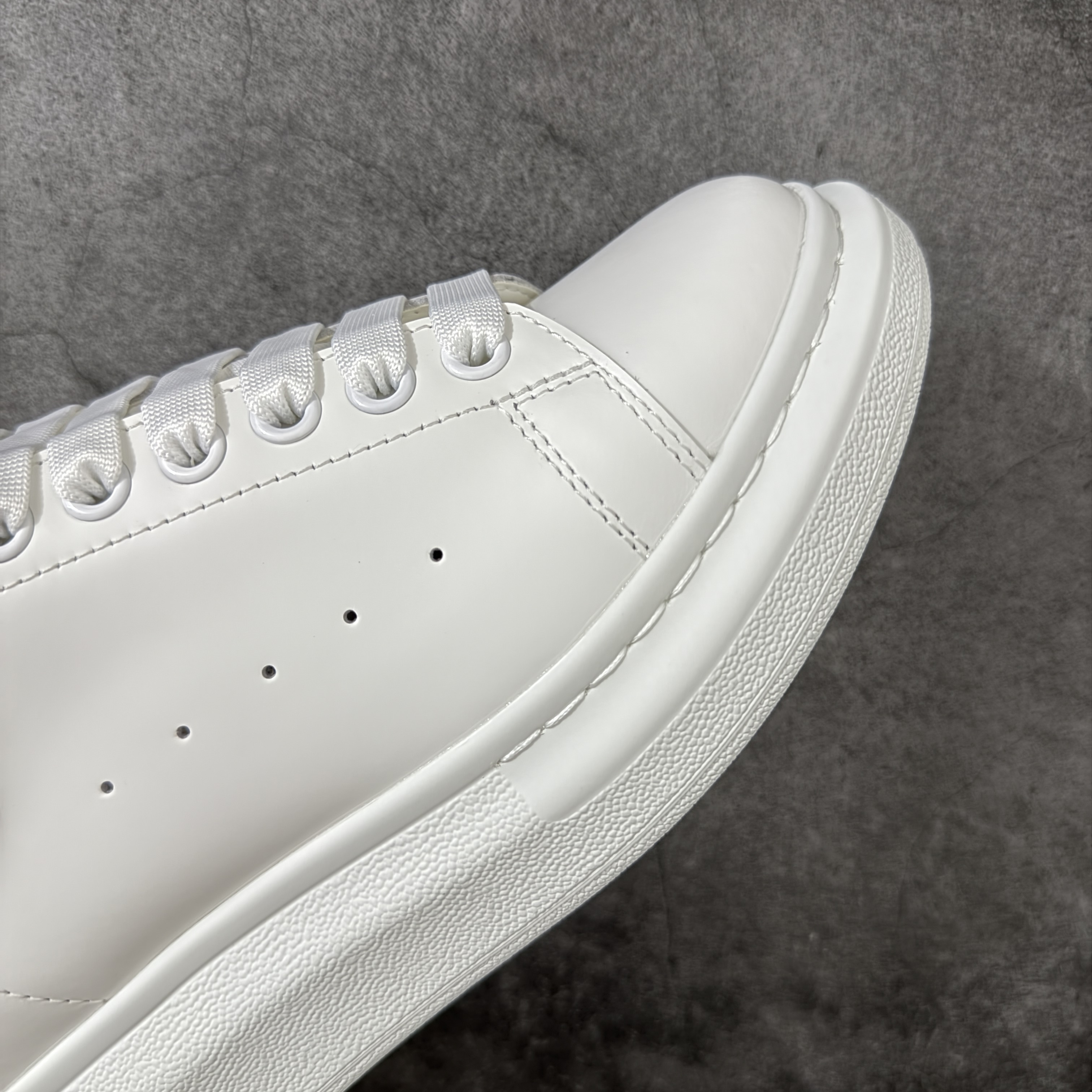 Alexander McQueen Oversized Sneaker