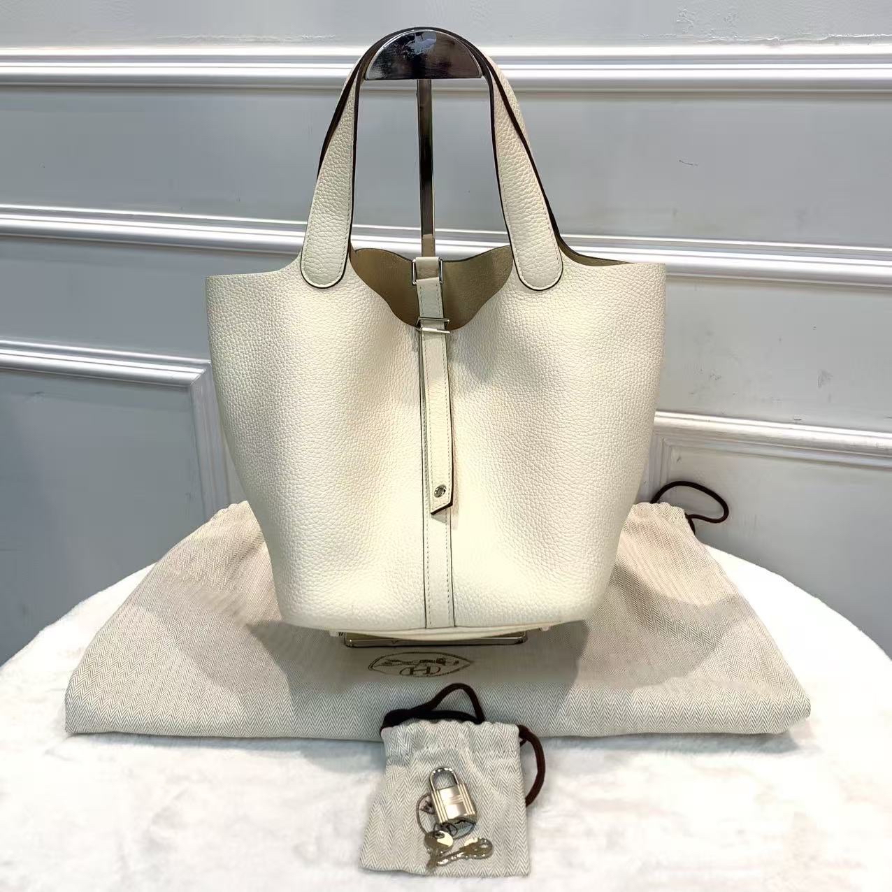 【熱門配色 】Hermes Picotin 22 菜籃子Nata奶油白拼啡色皮