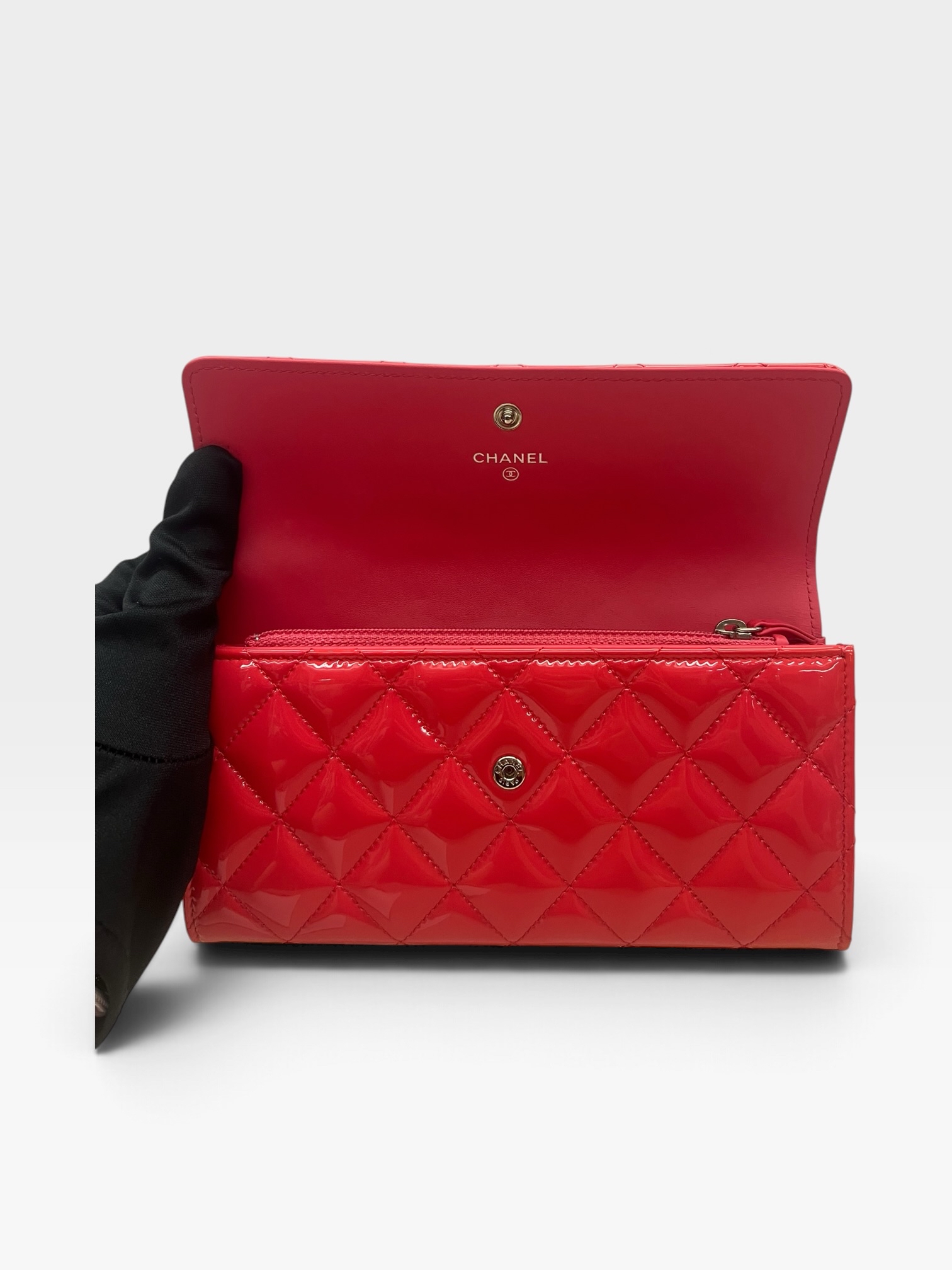 Pre-Owned CHANEL Long Wallet /Product Code: 102704