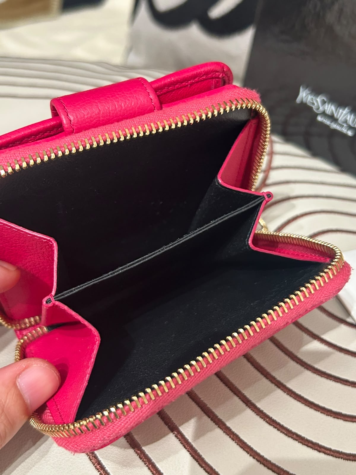 Saint laurent WALLET ✅BOX ✅BOOKLET 100%Authentic,95%new 