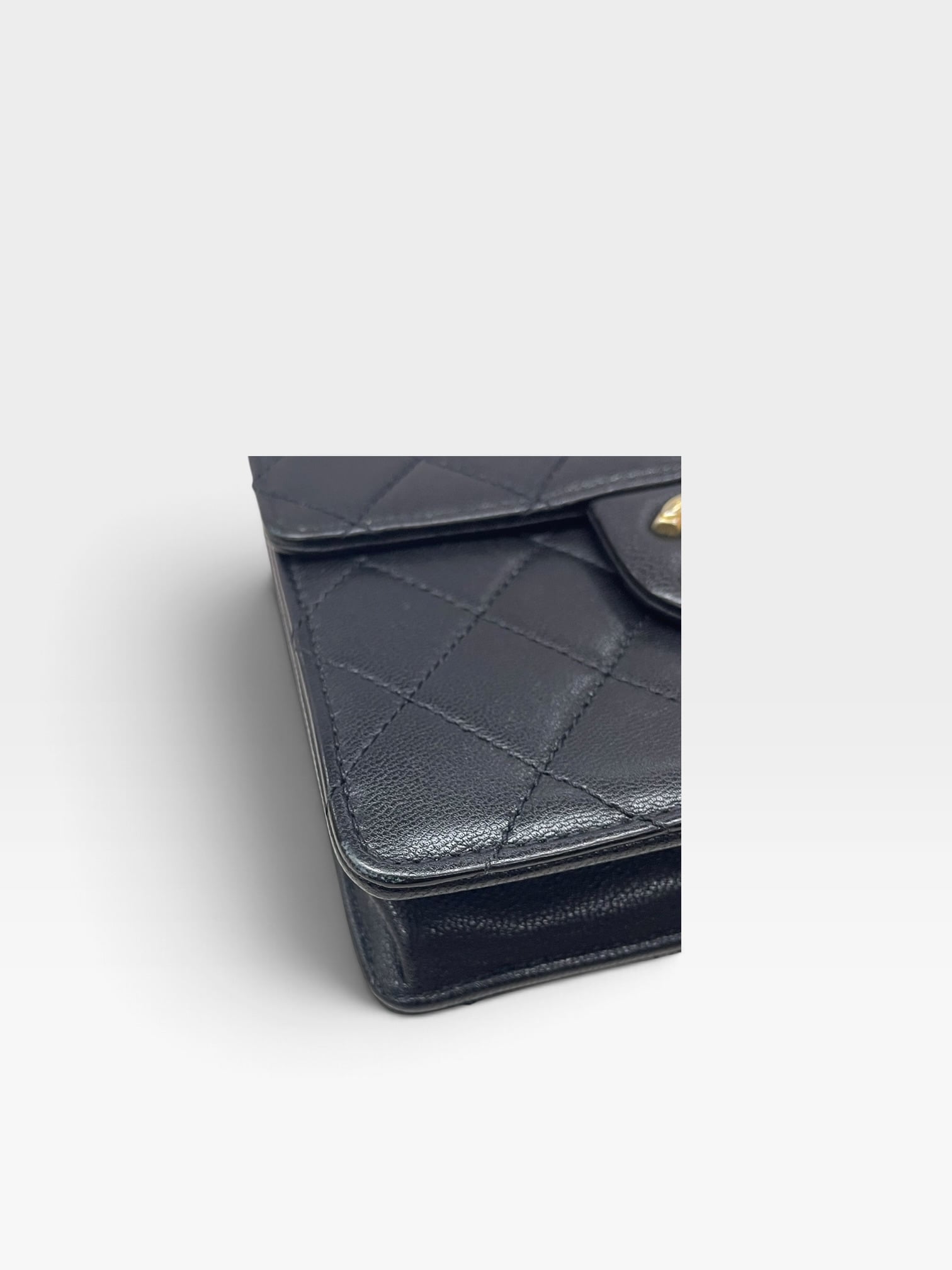 Pre-Owned CHANEL Chic Pearls Flap Bag / Product Code: 102911