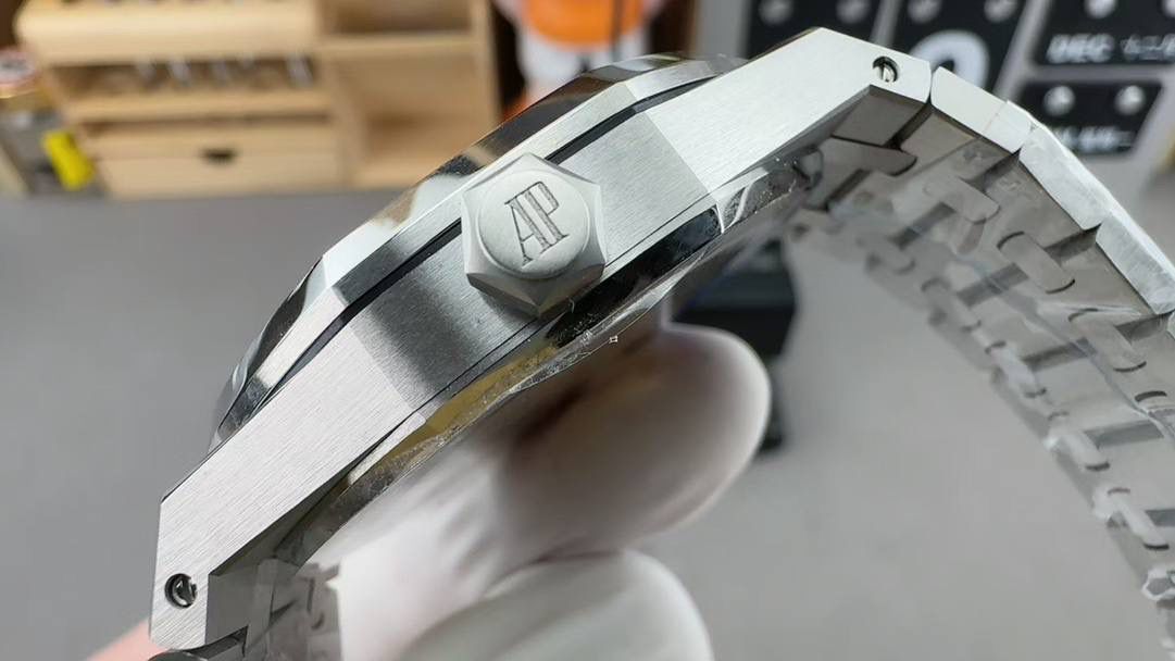 🚀爱彼AP67651 间玫金白盘/33mm/石英2713机💯