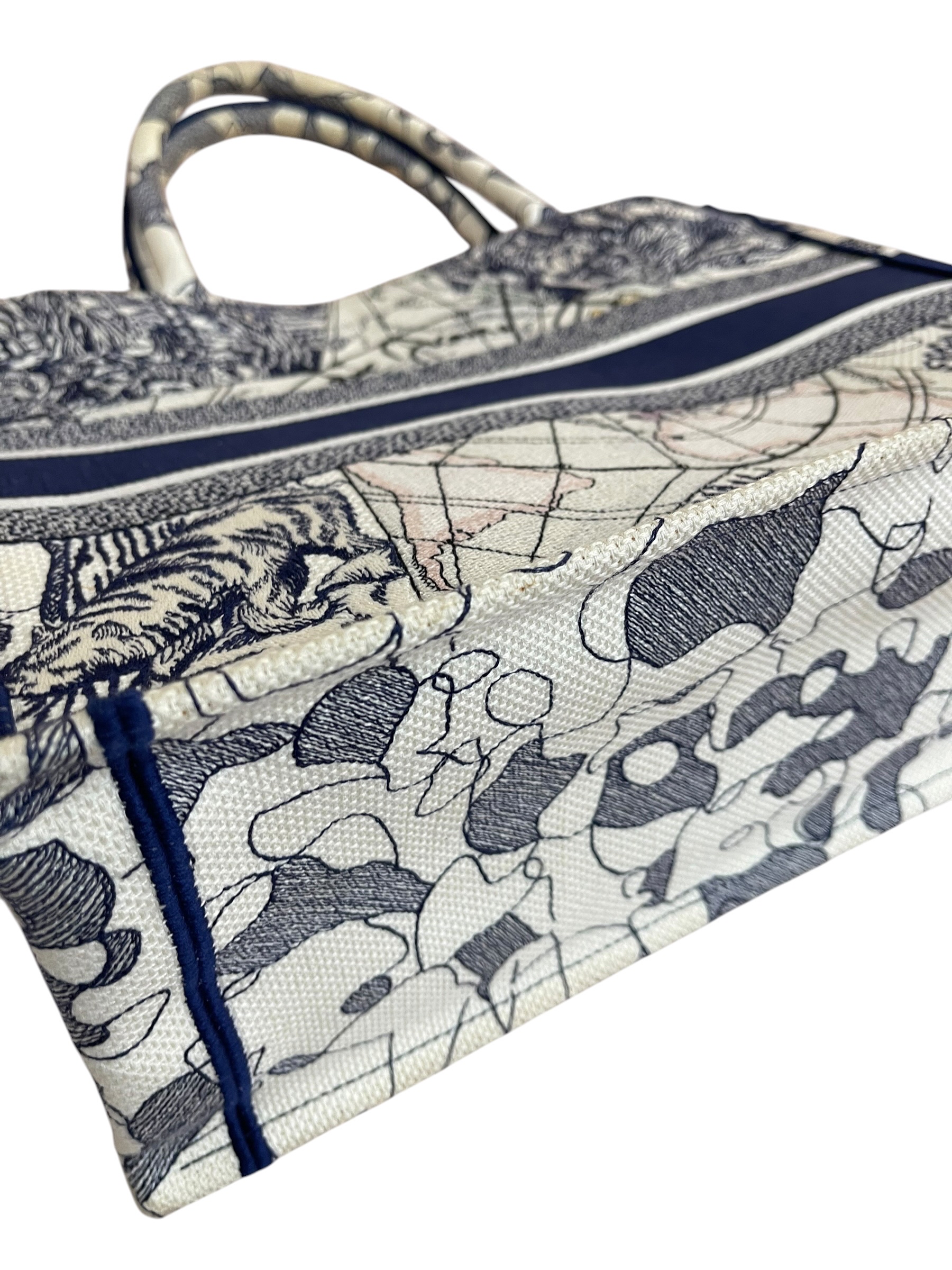Pre-owned Dior Book Tote / Product Code: 063003