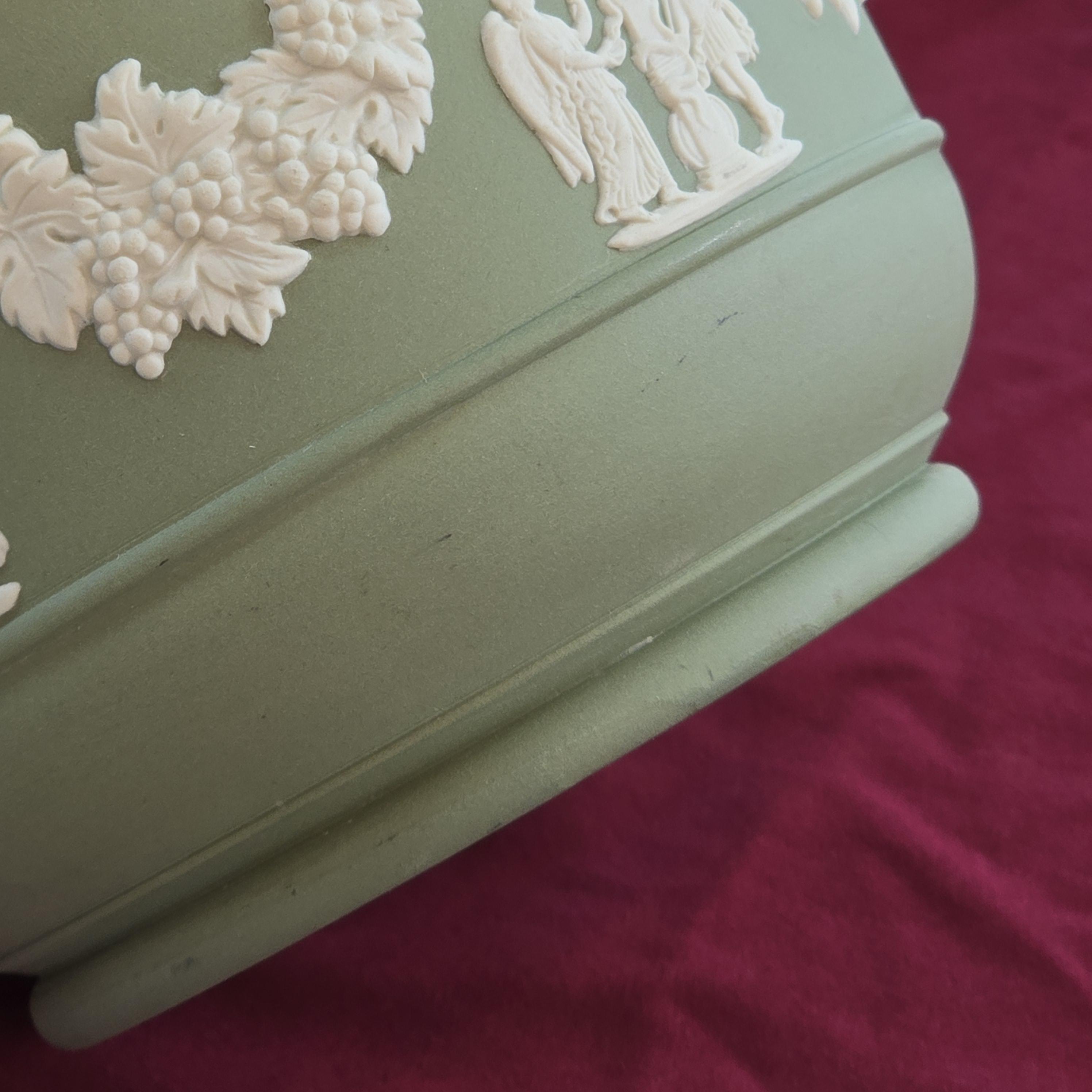 Vintage Wedgwood Green Jasper Large Vase Pot (MT2457)