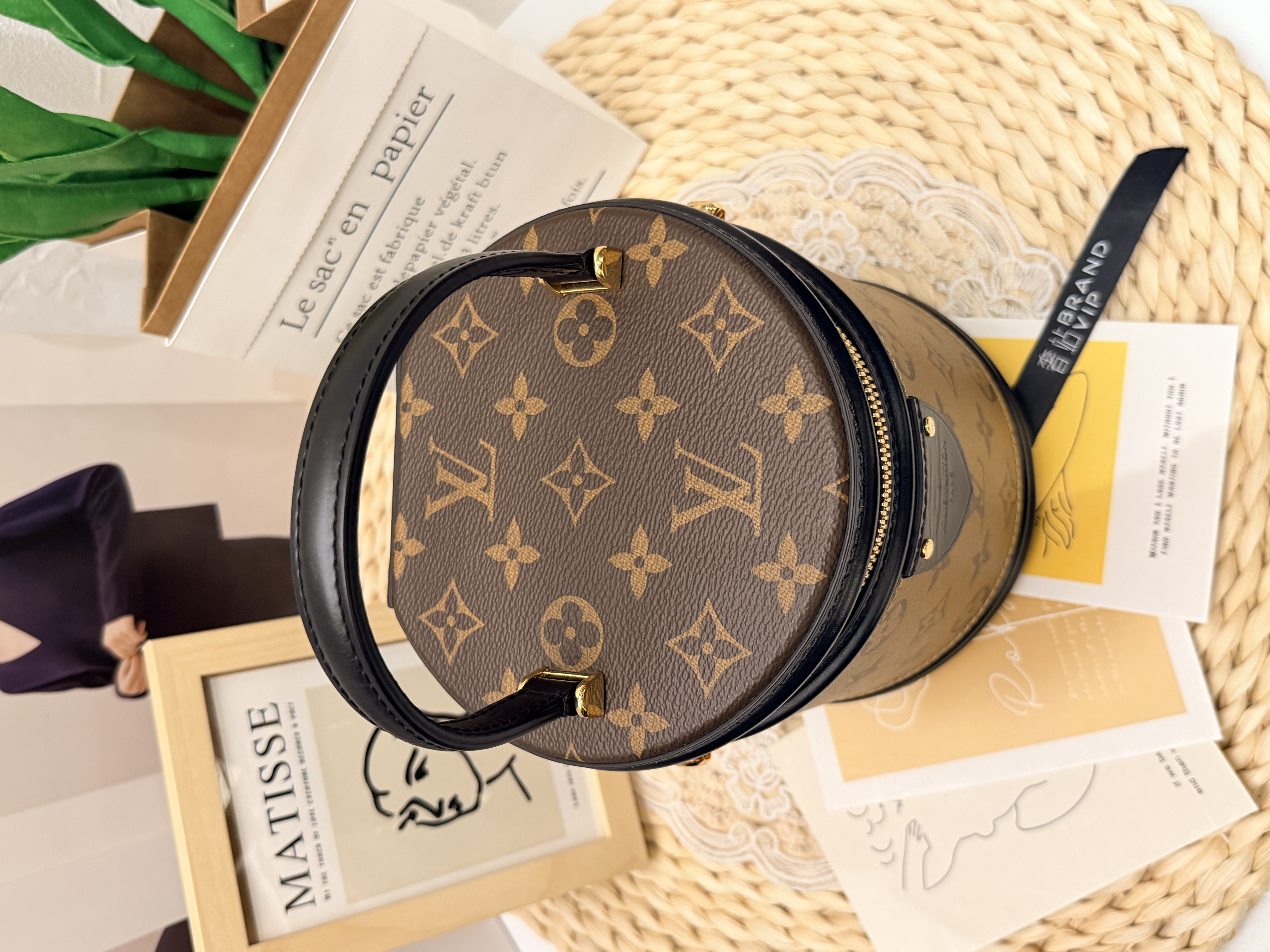 LV Monogram Reverse Canvas Cannes Bag(芯片款 近新閒置未使用）