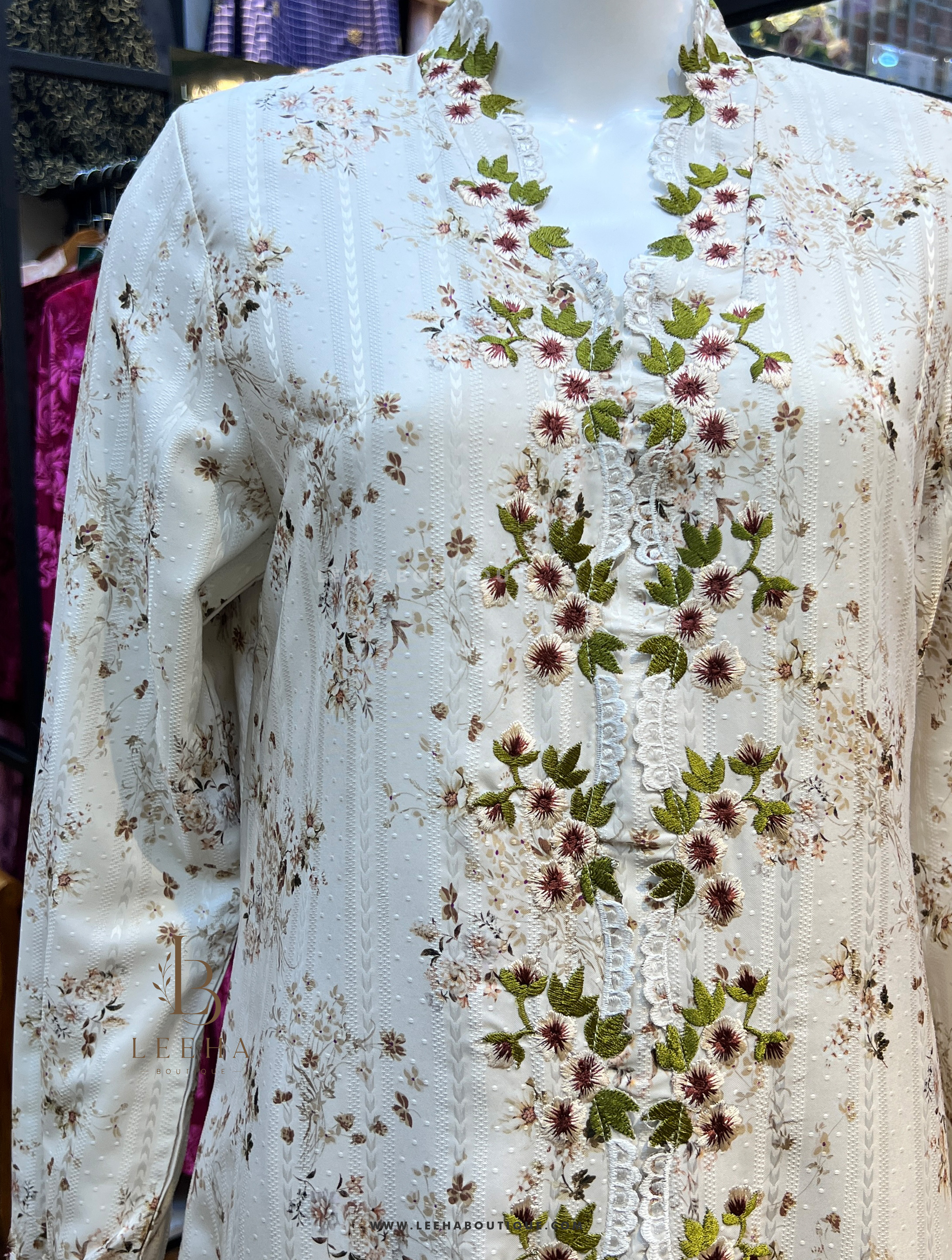 KEBAYA SERI BULAN (CREAM)