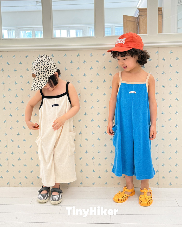 🇰🇷Tiny Hiker連身褲