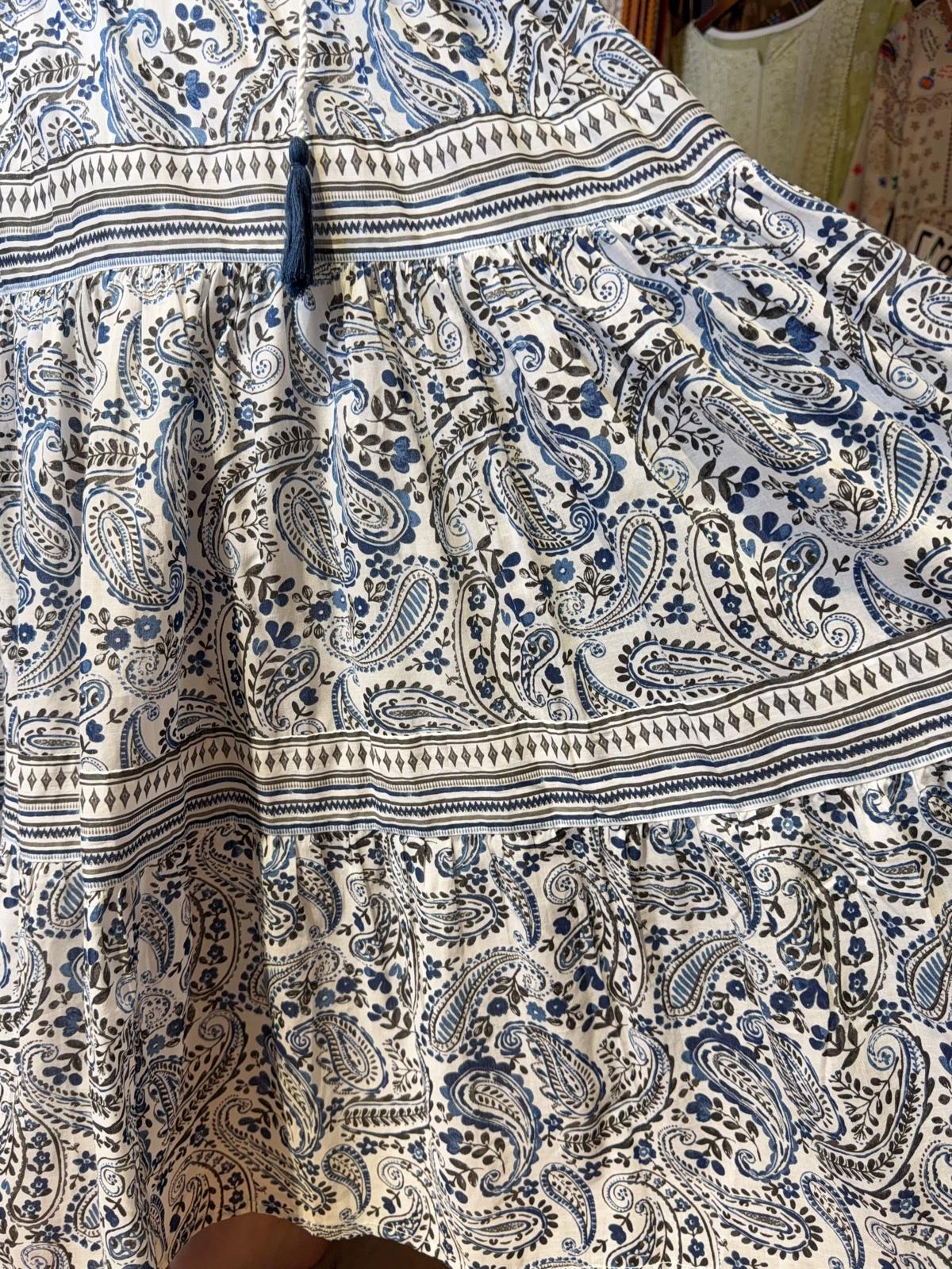 1622 White x Blue Paisley Block Print 4-Rope OP 47"