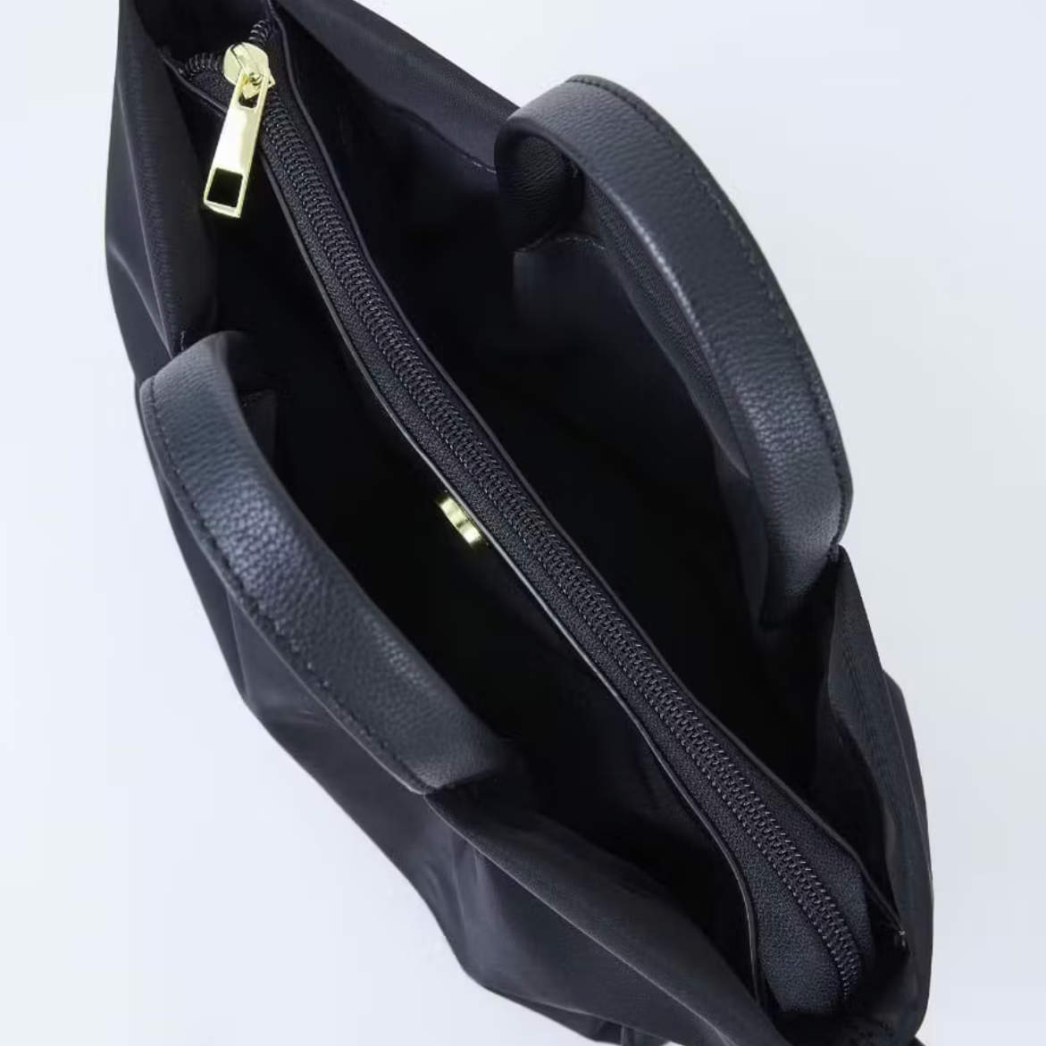 Legato Largo Mini Shoulder Bag S [NEW ARRIVAL ✨]