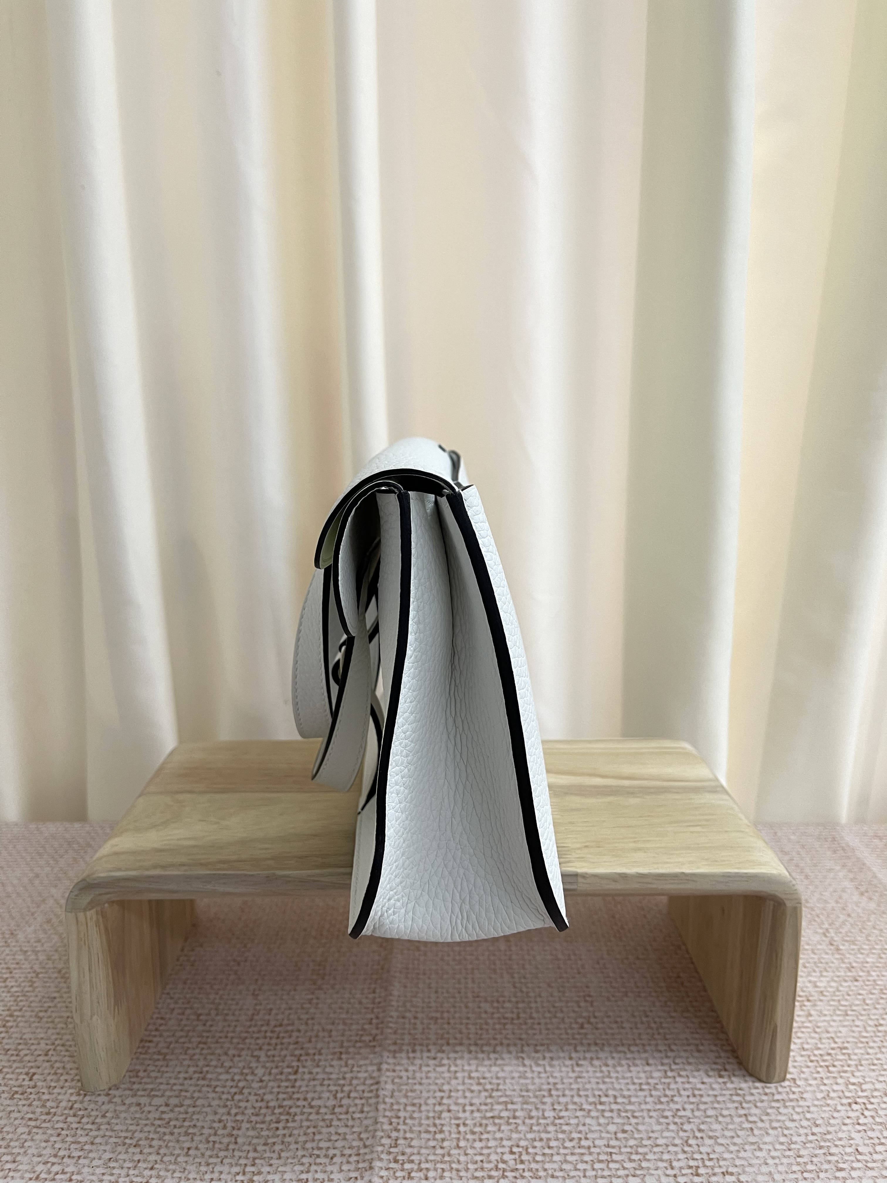 Pre-owned Hermes Halzan/ Stamp B/ Product Code: 26021111