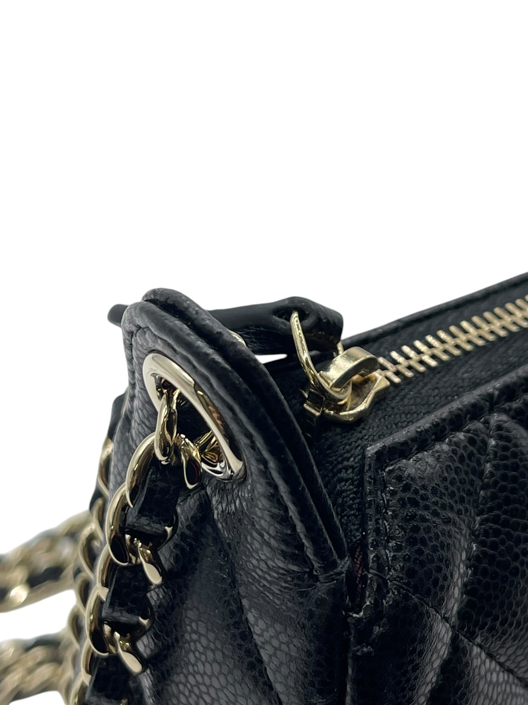 Pre-Owned CHANEL 25A Mahjong Bag / Product Code: 062302