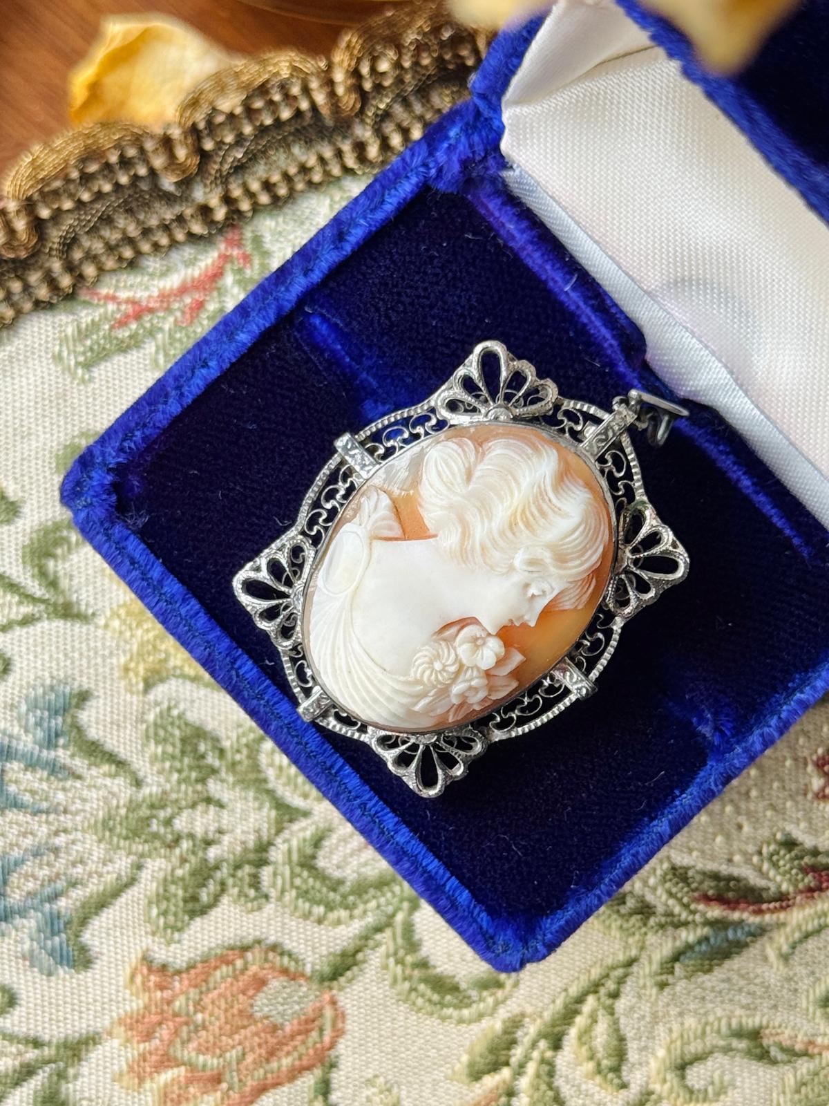 1920s–30s Antique Art Deco Sterling Silver Shell Cameo Brooch and Pendant (MT2634)