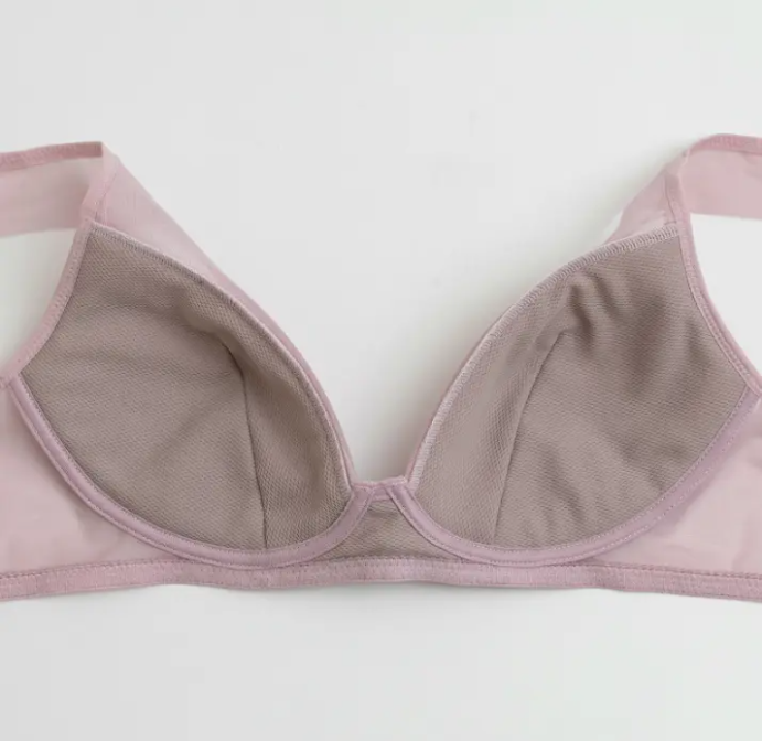 日本 華歌爾 Lecien 舒緩肩頸無鋼圈內衣 平行進口