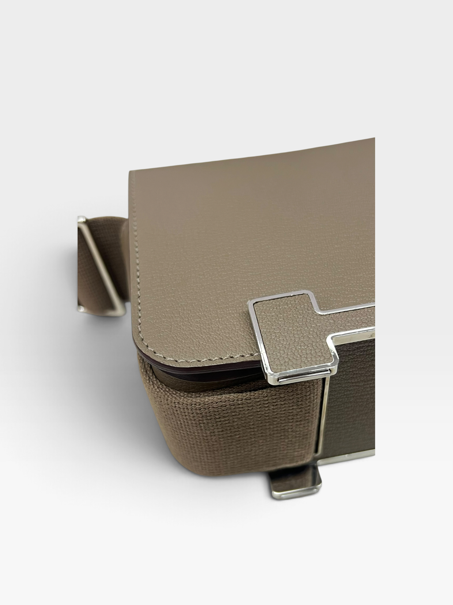 Pre-Owned HERMÉS Geta Stamp W / Product Code: 092508