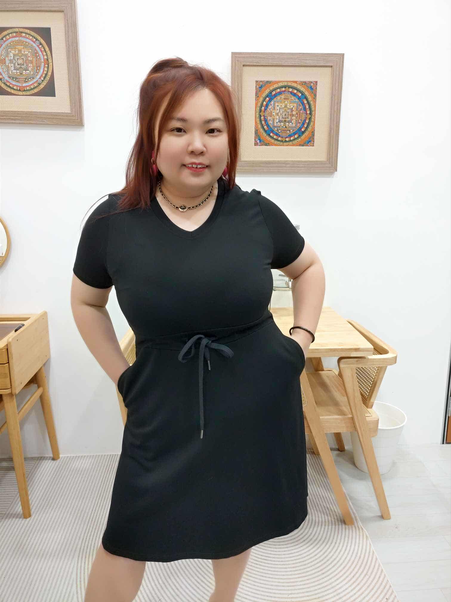 OTB13 LC3072 腰绑带V领连衣裙（颜色随机⚠️）