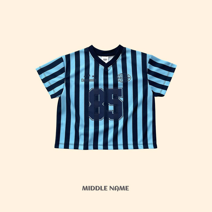 🇰🇷middle name tee