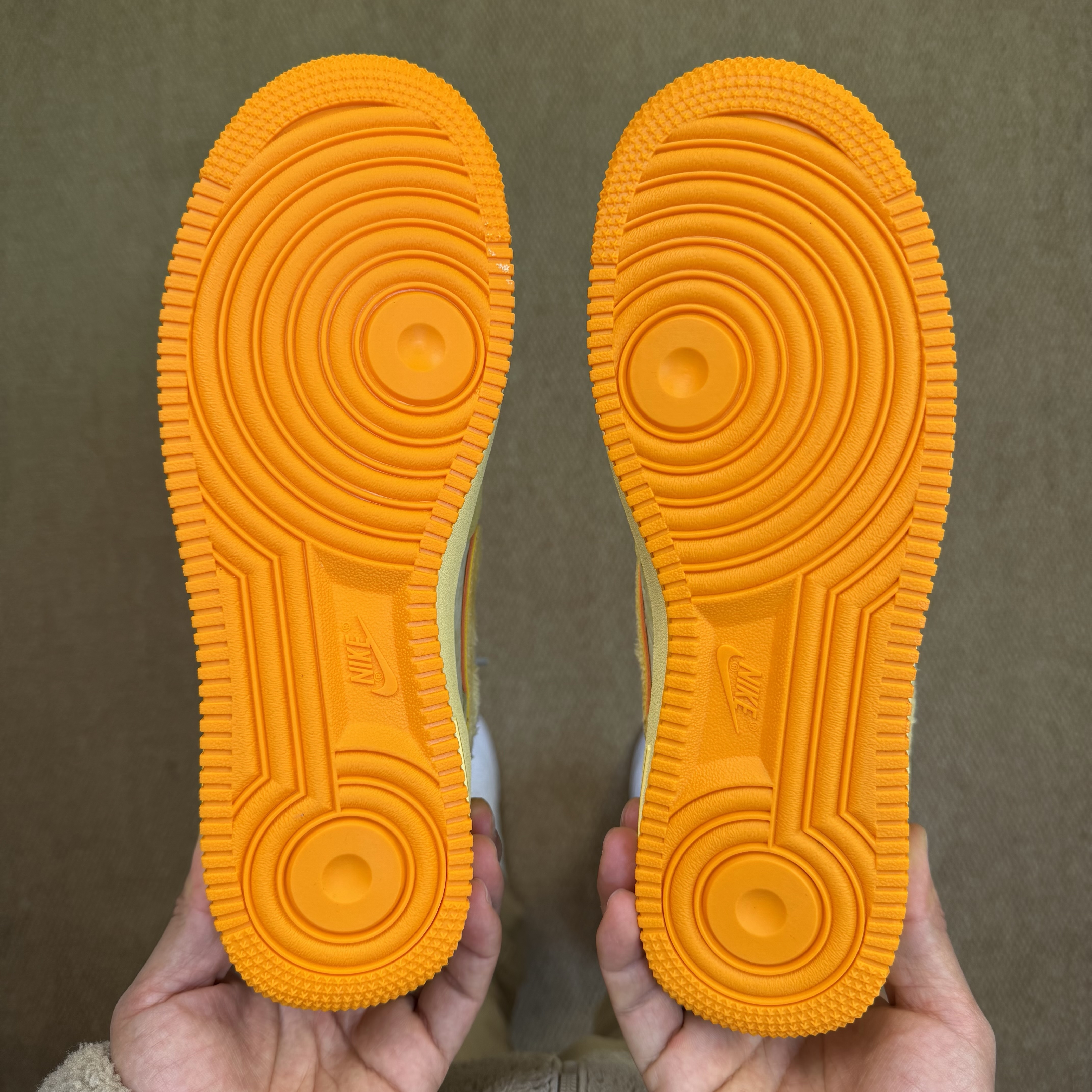 Nike Air Force 1 Low '07 IU7612-700