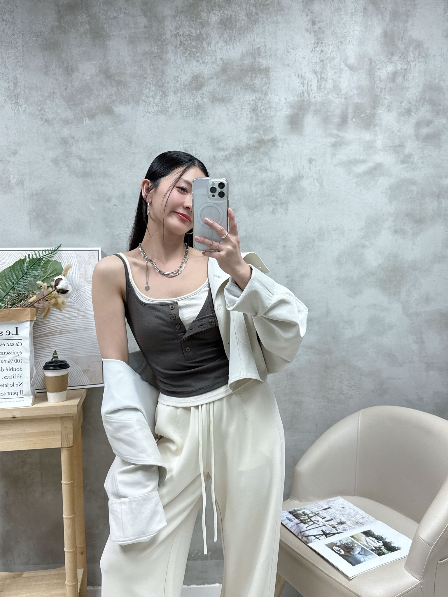 B10 拼色扣鈕Bra top