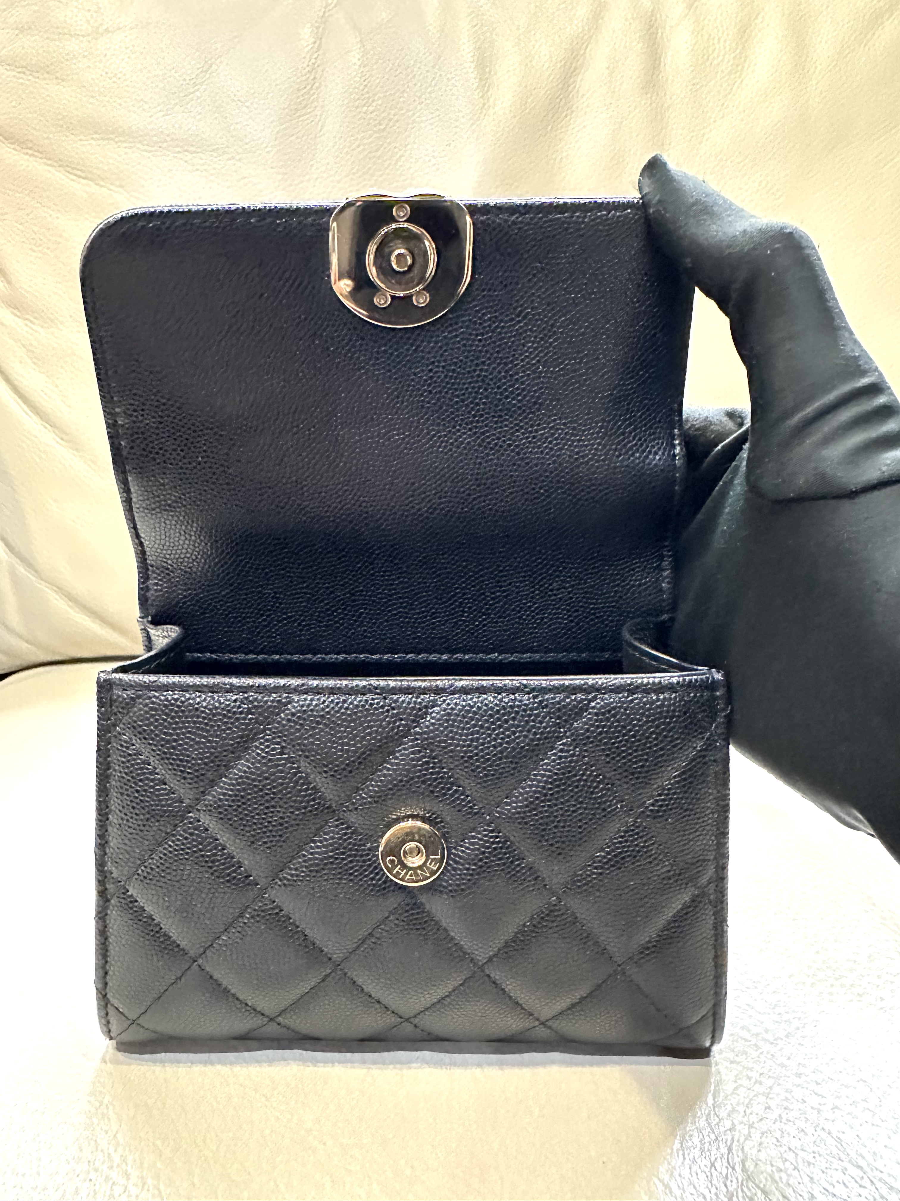 Pre-owned Chanel Mini Kelly bag / Product Code: 26040504