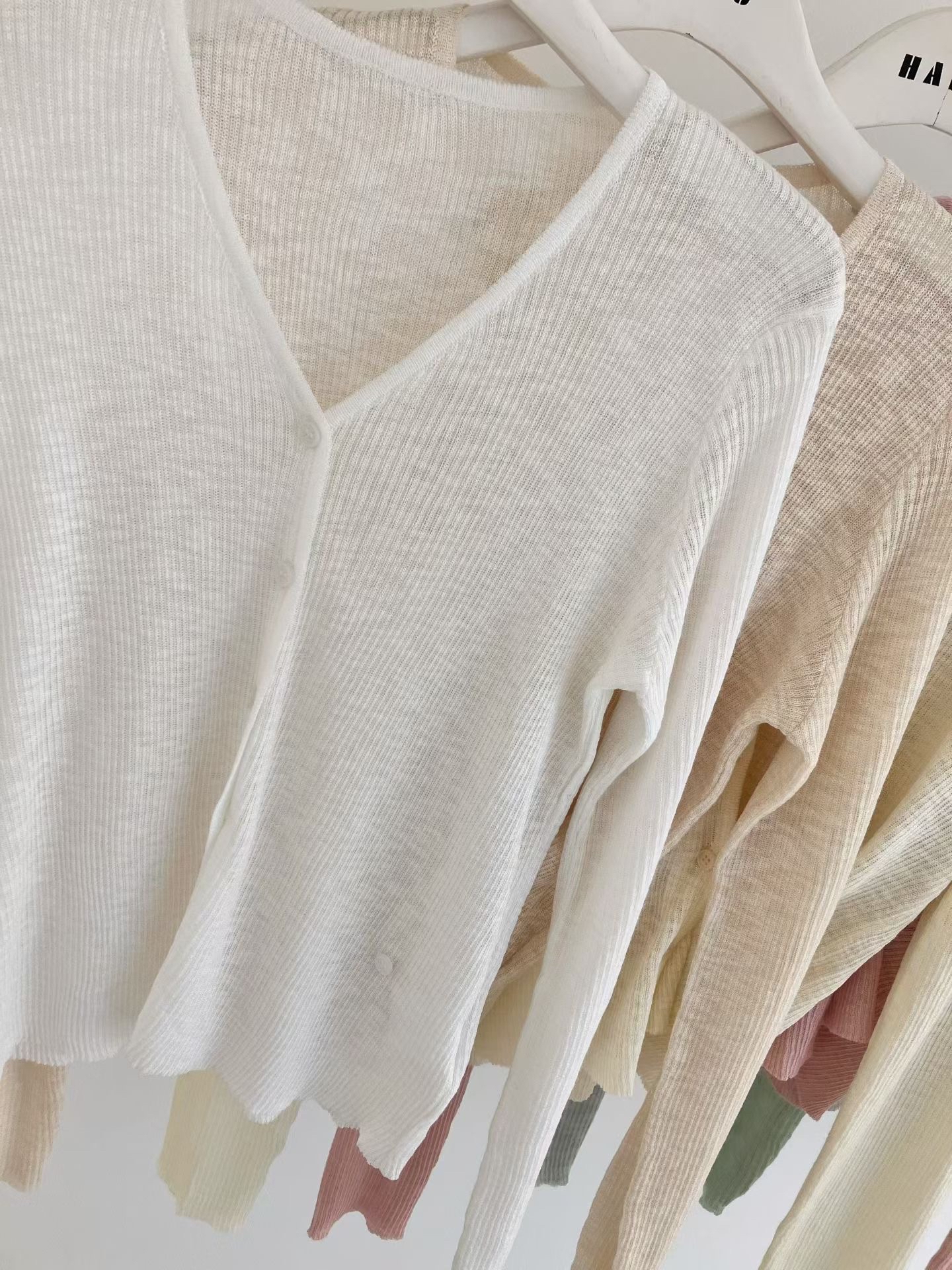 ☀️初夏連線 LIVE 1 | V Neck Cardigan