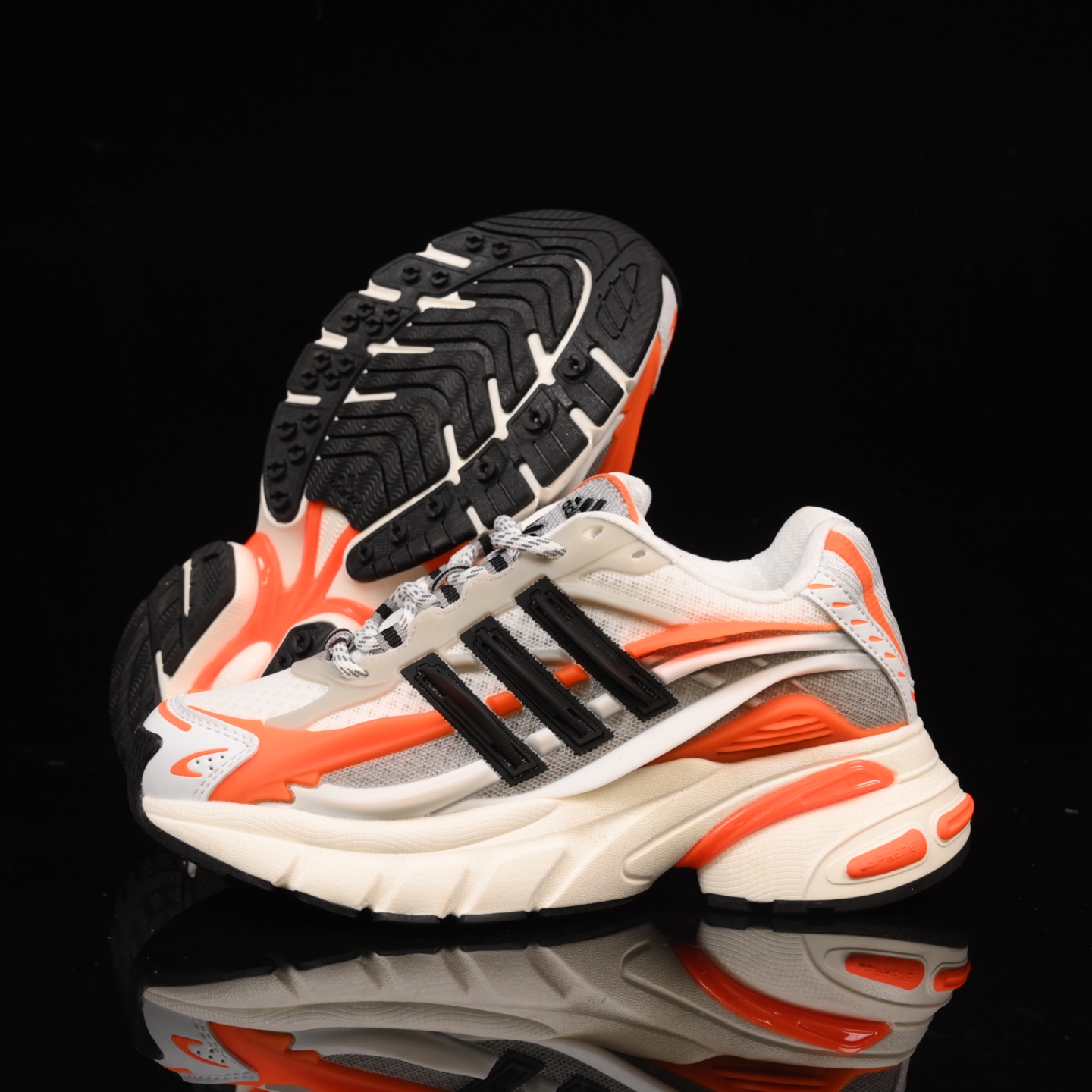 Pharrell Williams x Adidas Adistar Jellyfish 