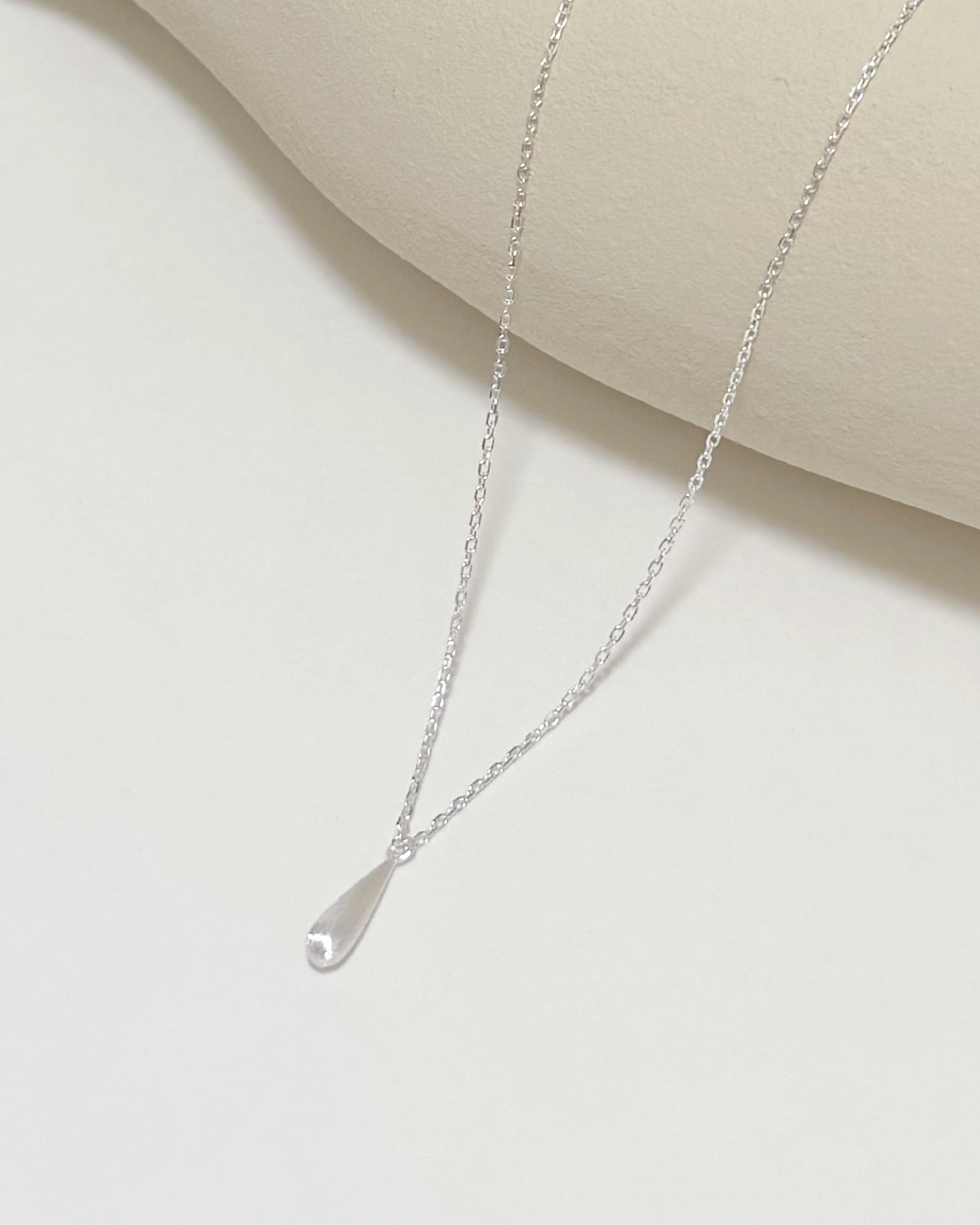 Sleek Teardrop Necklace
