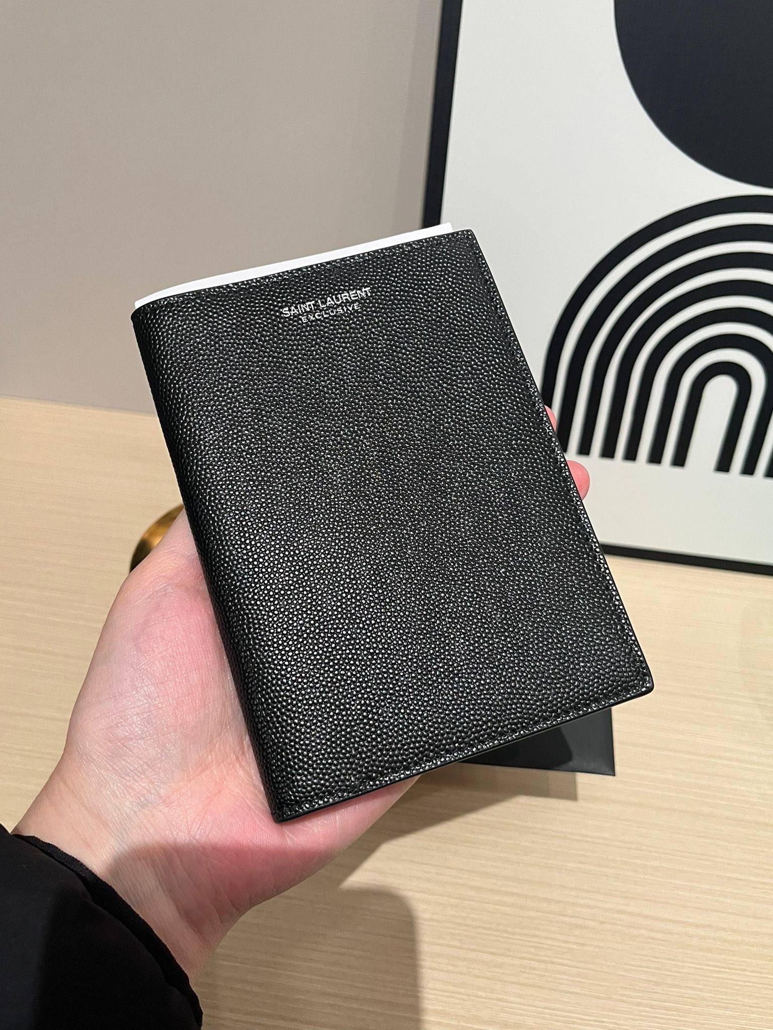 未使用品YSL Passport Case 黑色粒面牛皮 100%Authentic, Unused
