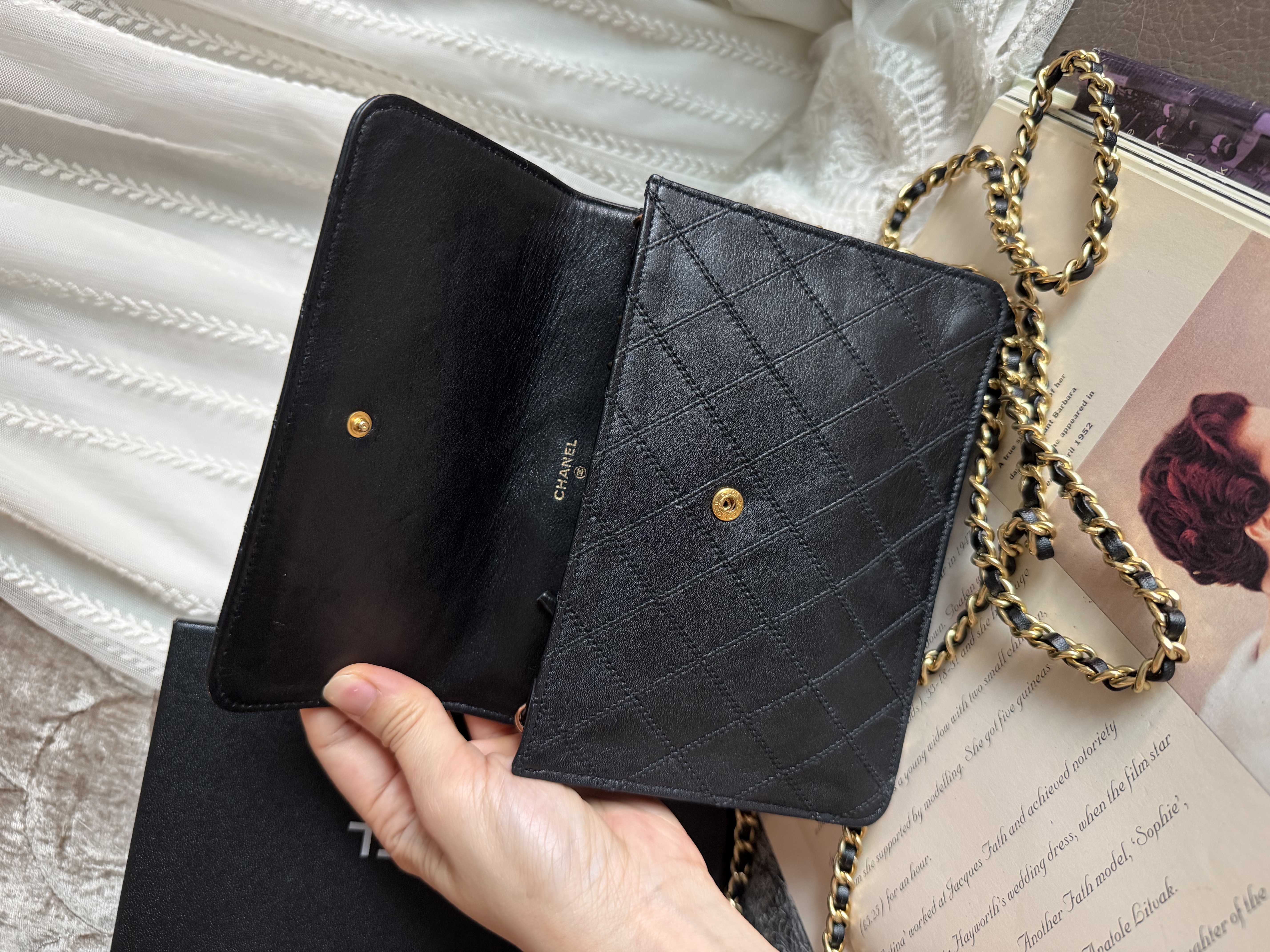 chanel cc black matelasse  black leather flap cutch bag