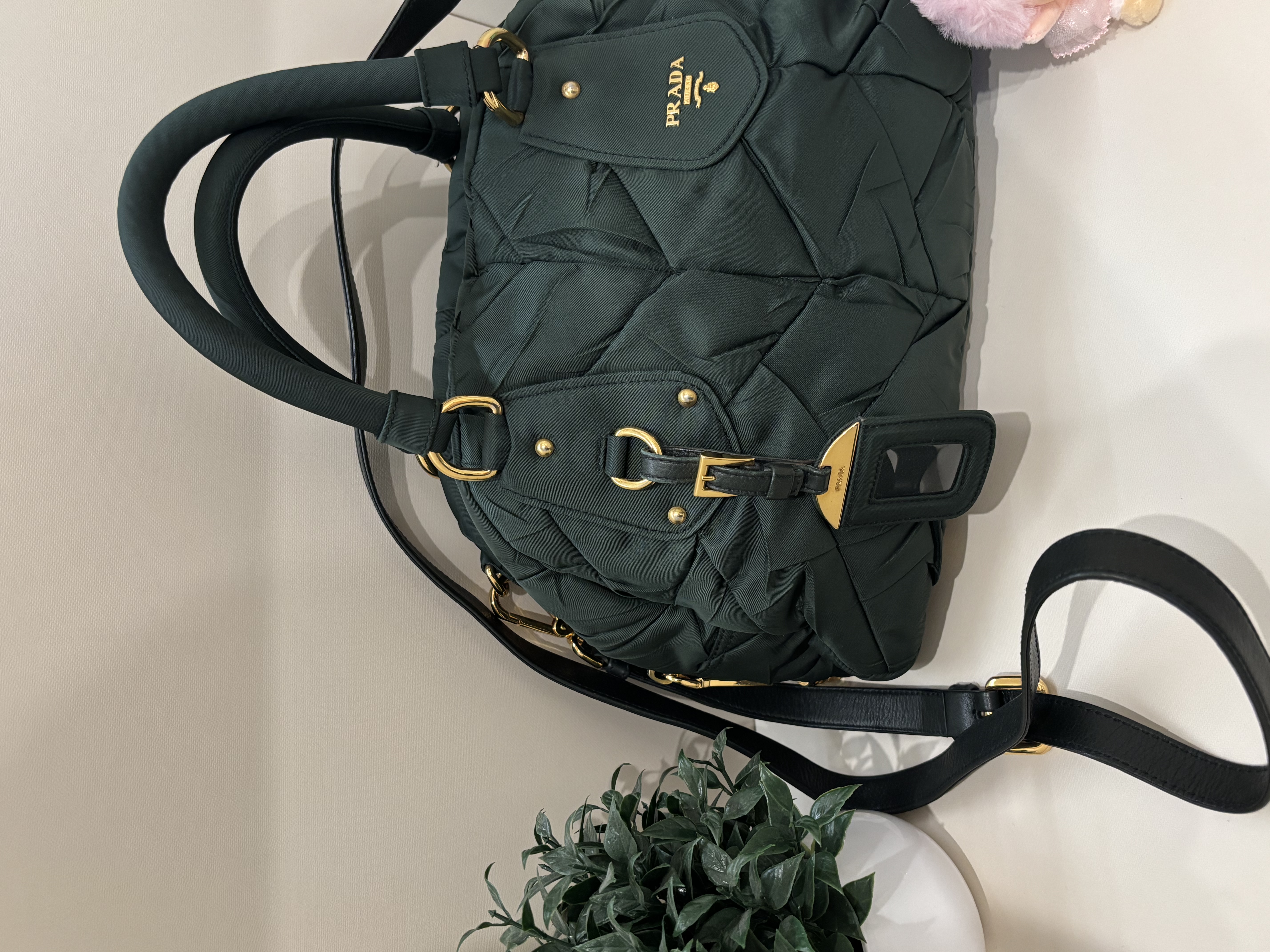 Prada nylon 2way bag 100%Authentic, 95%new ✅strap 