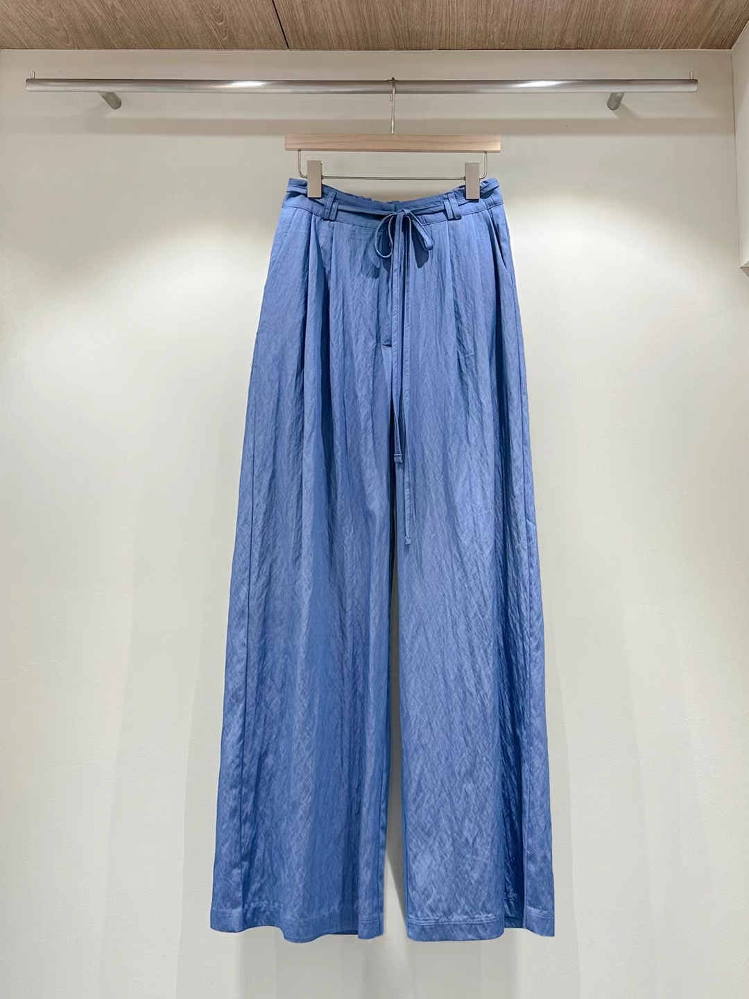 High-Waisted Wide-Leg Pants with Tie Waist ‖ 高腰系带阔腿裤 KR048441