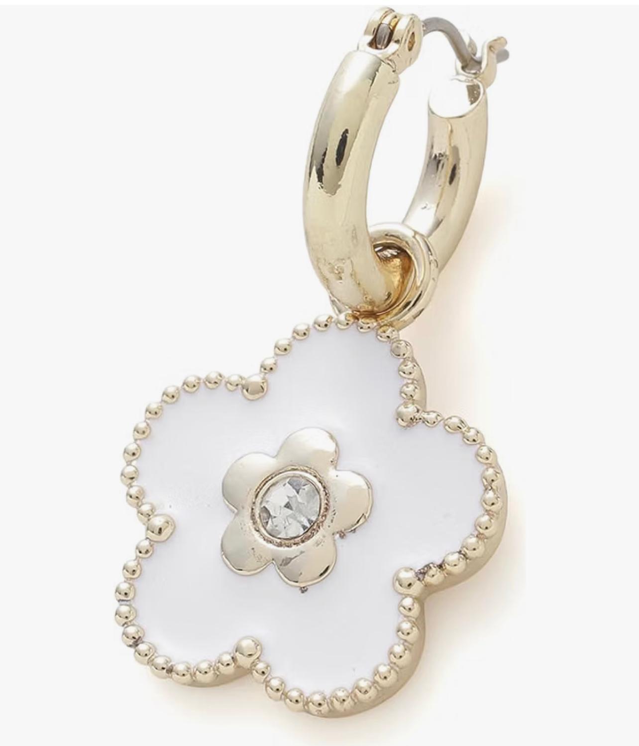 LILY BROWN x MARY QUANT 小雛菊耳環
