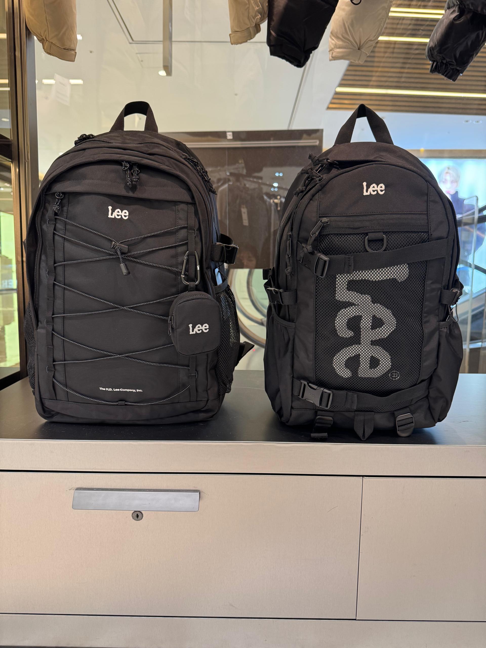 🇰🇷Lee 大容量尼龙后背包✨