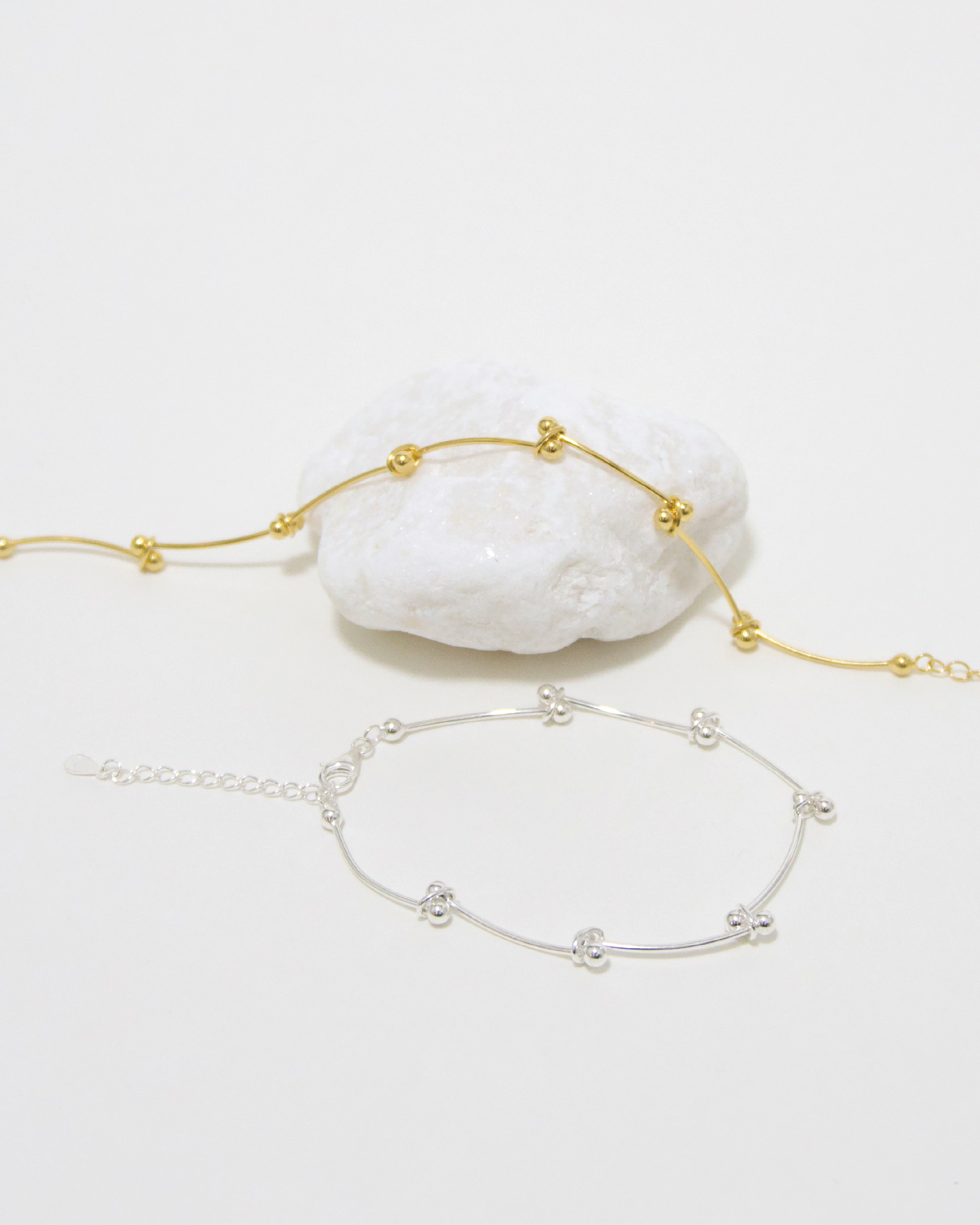 Flowing Bead Bracelet