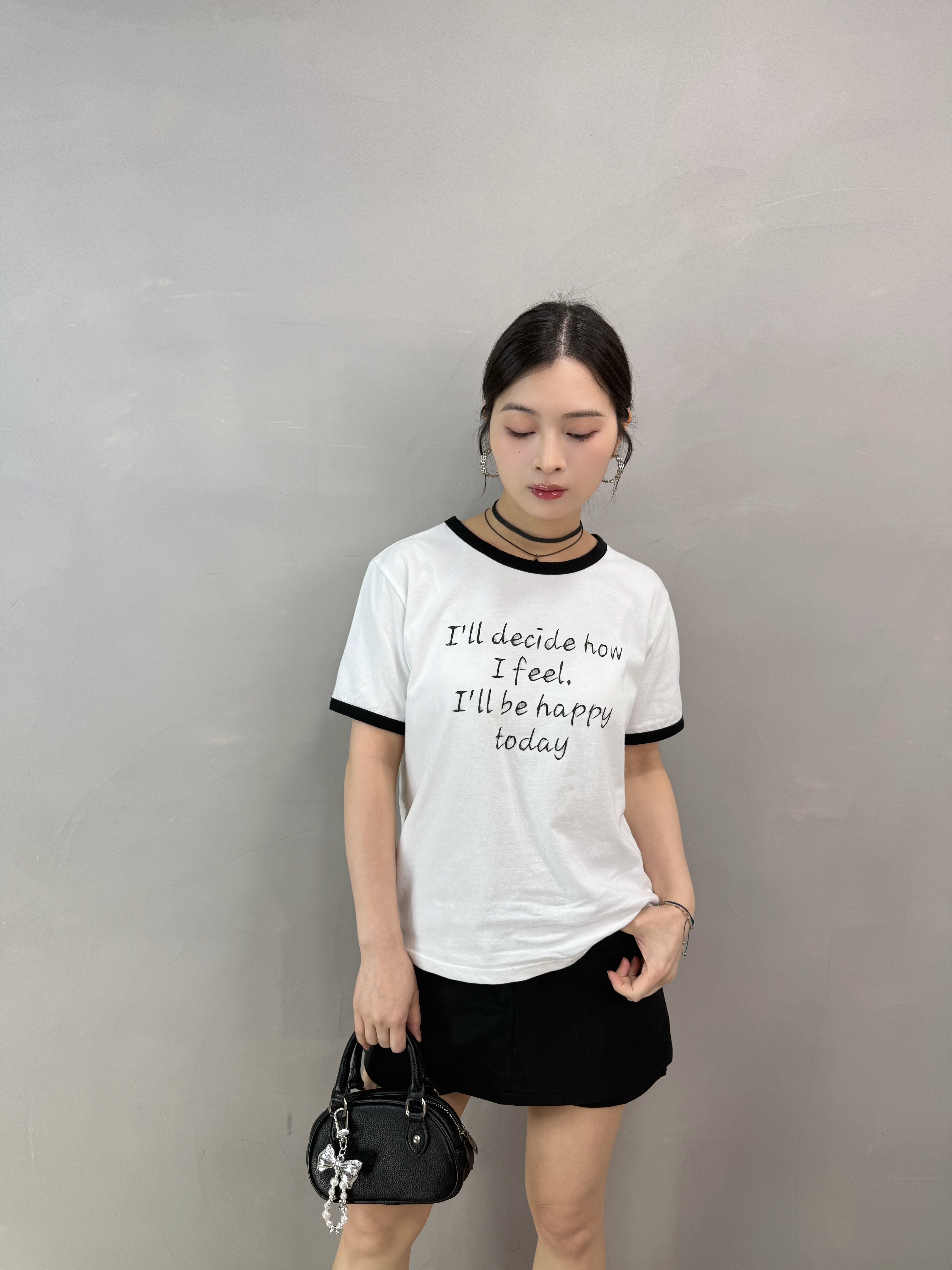 R78 拼色袖英文字Tee