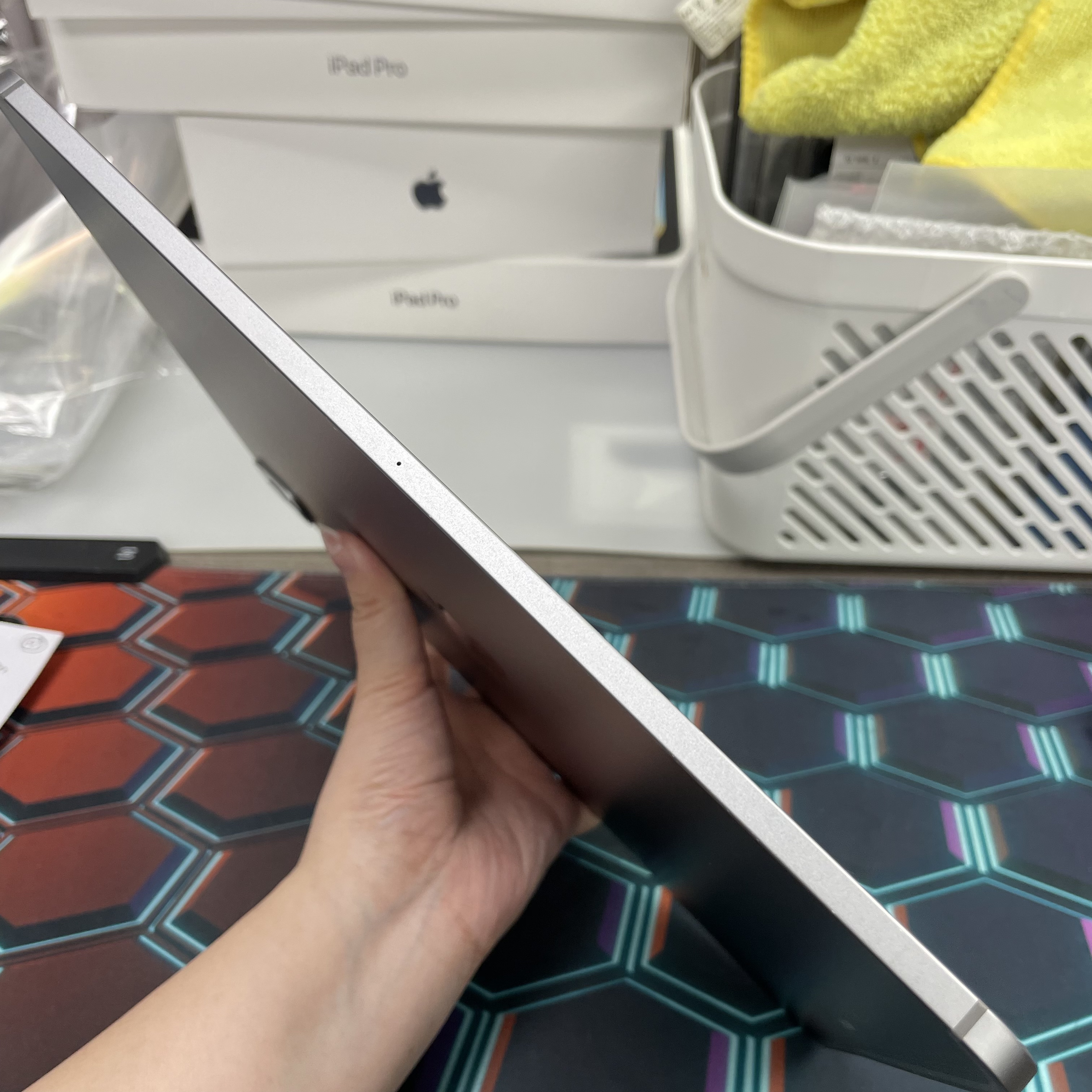 *774091BB iPad Pro 6 12.9吋 M2 超靚機 256GB 插卡版 灰色 gray