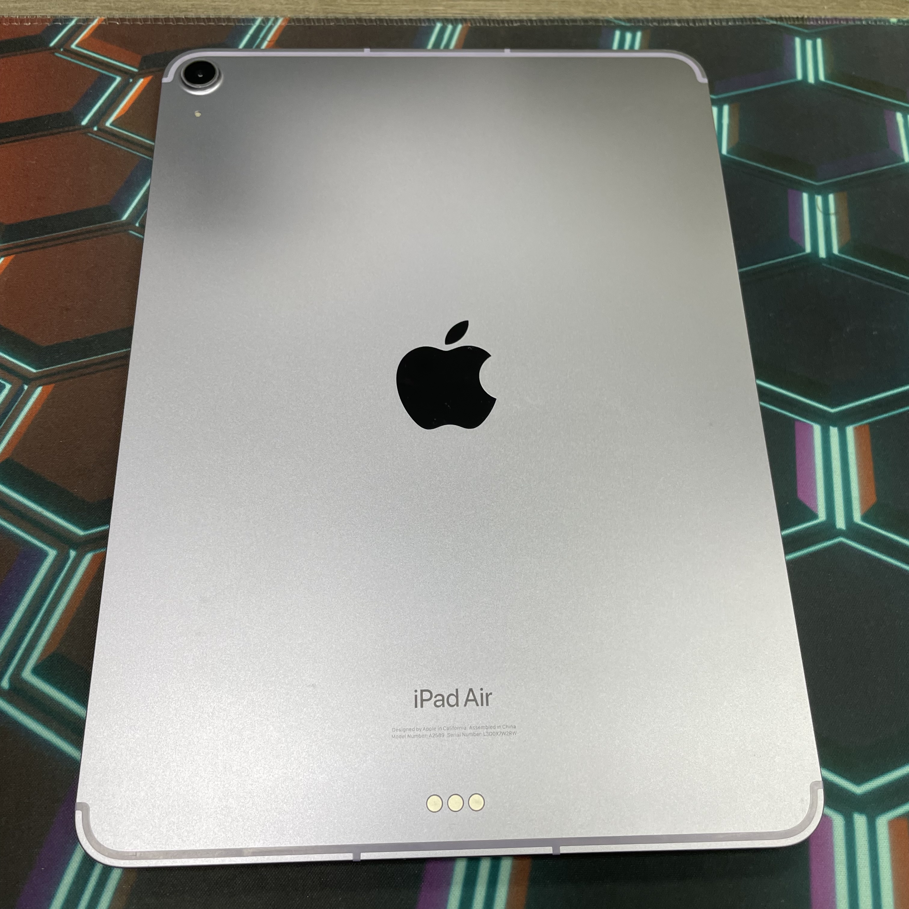 *775188 iPad Air 5 勁靚機 256GB 插卡版 紫色 purple