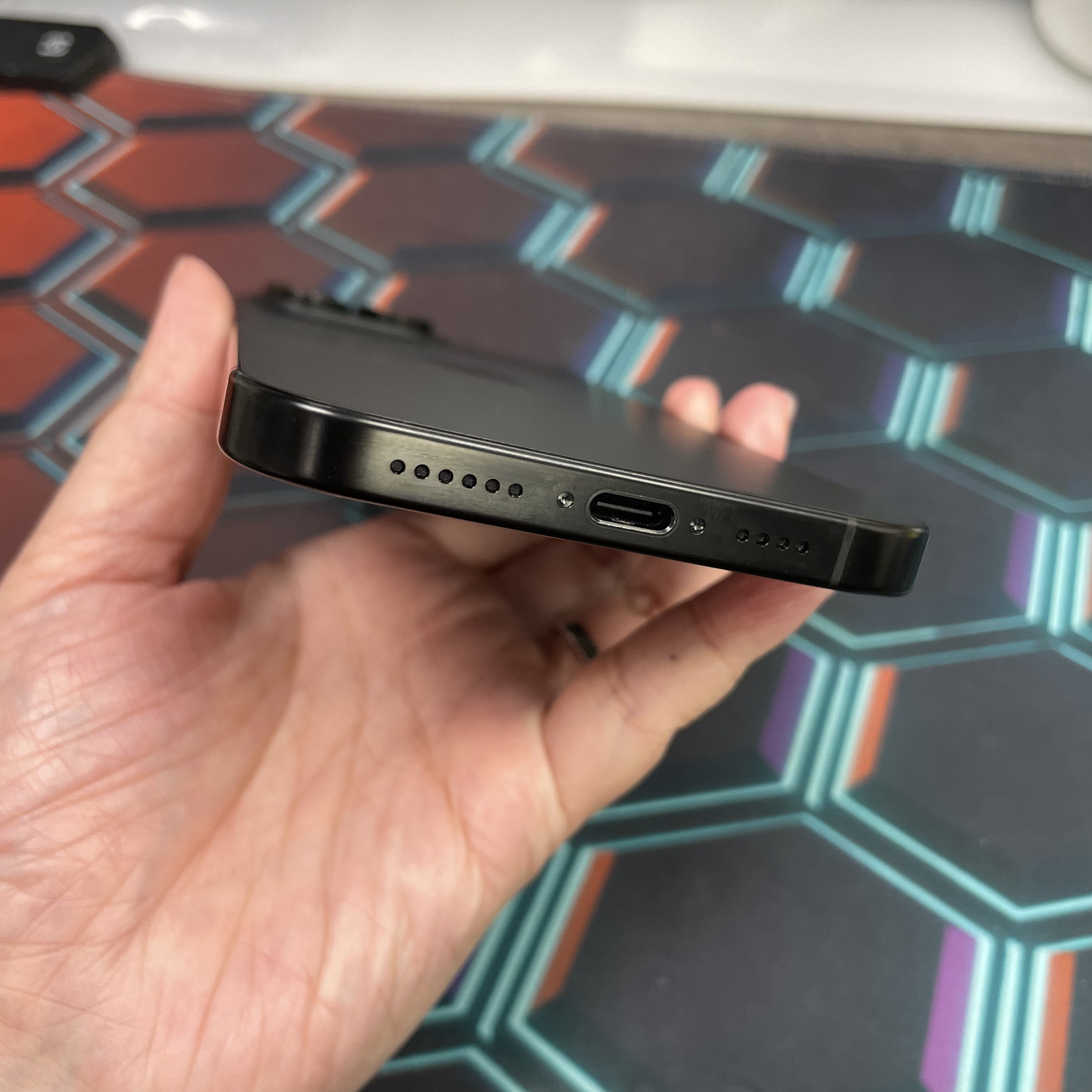 *8324 16 Pro max 完美機 512GB 電100 黑色 black