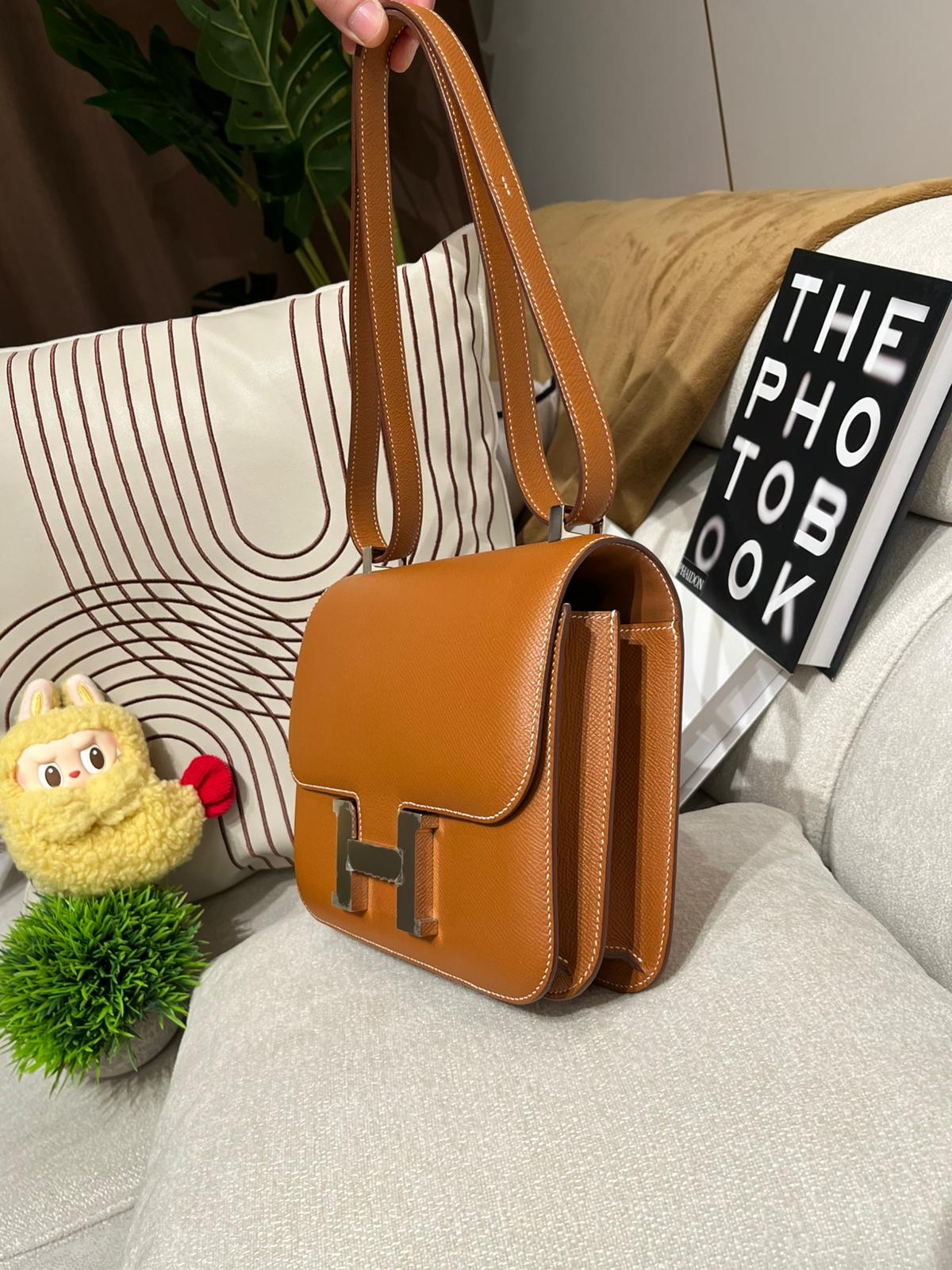 HERMES CONSTANCE 24, STAMP Z GOLD 銀扣，EPSOM牛皮，原裝貼 100%Authentic ,98%new ✅dust bag ✅box 