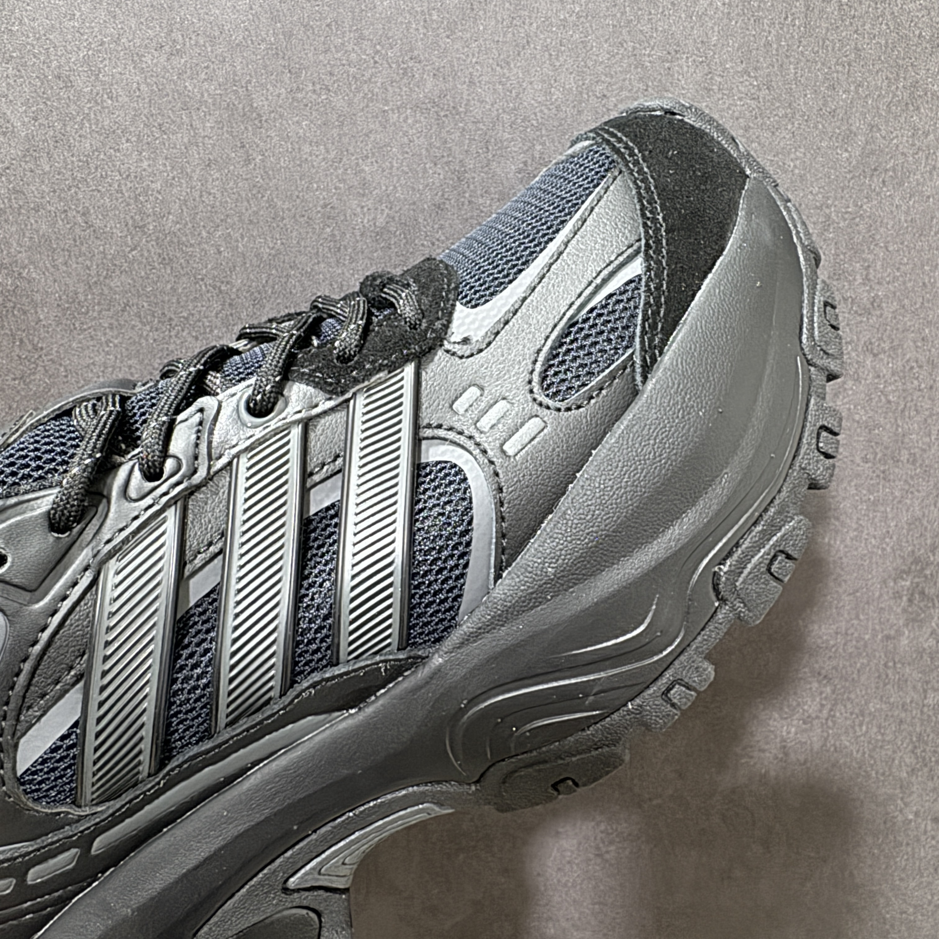 Adidas Shadow Fever JR8215