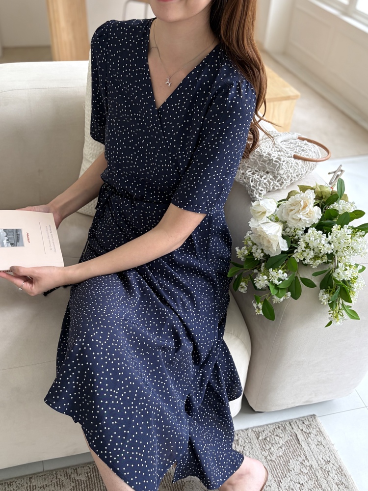 [限量!!] Isa Dotted Wrap Dress
