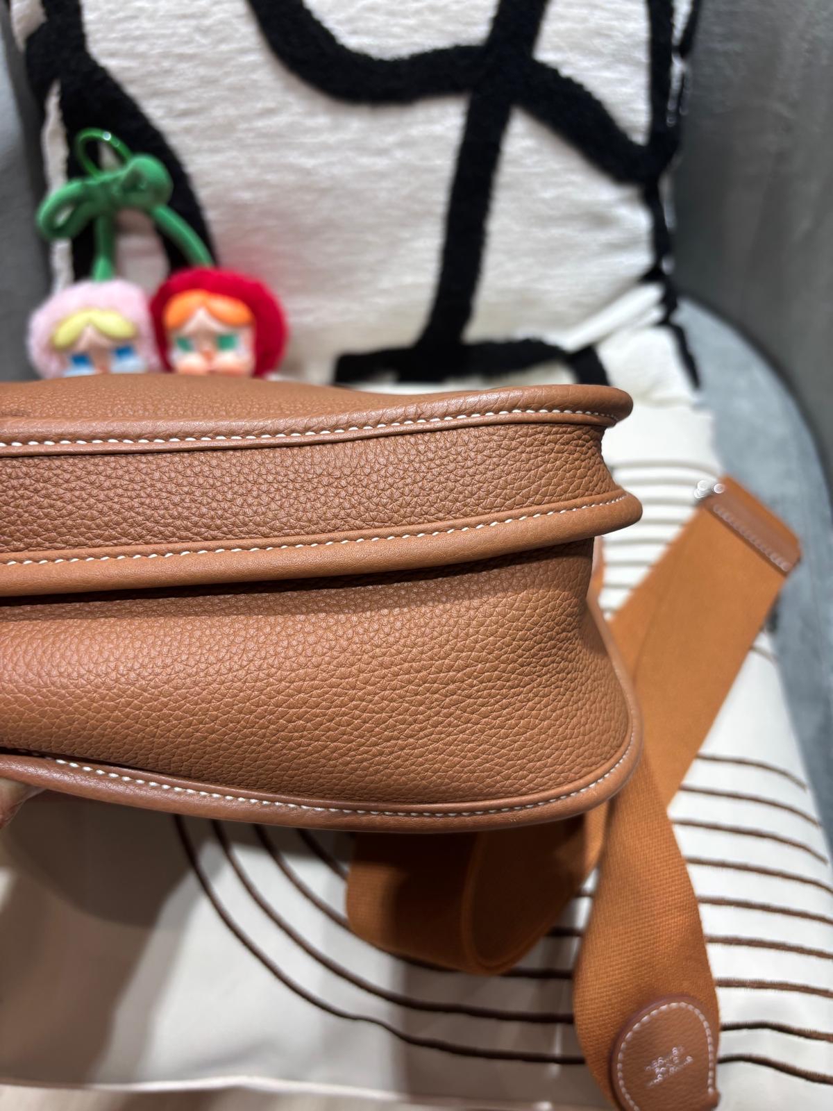 Hermes Evelyne 29 Stamp Z Gold 100%Authentic, 98%New ✅Dust Bag