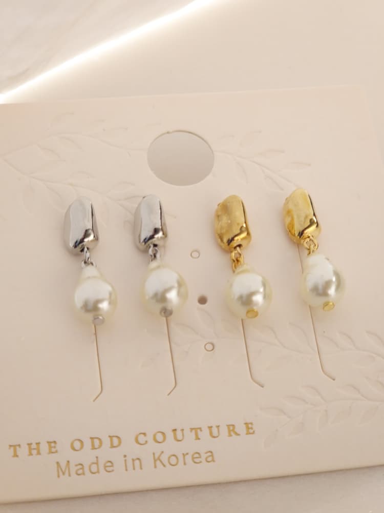 Baroque Pearl Drop Stud Earrings