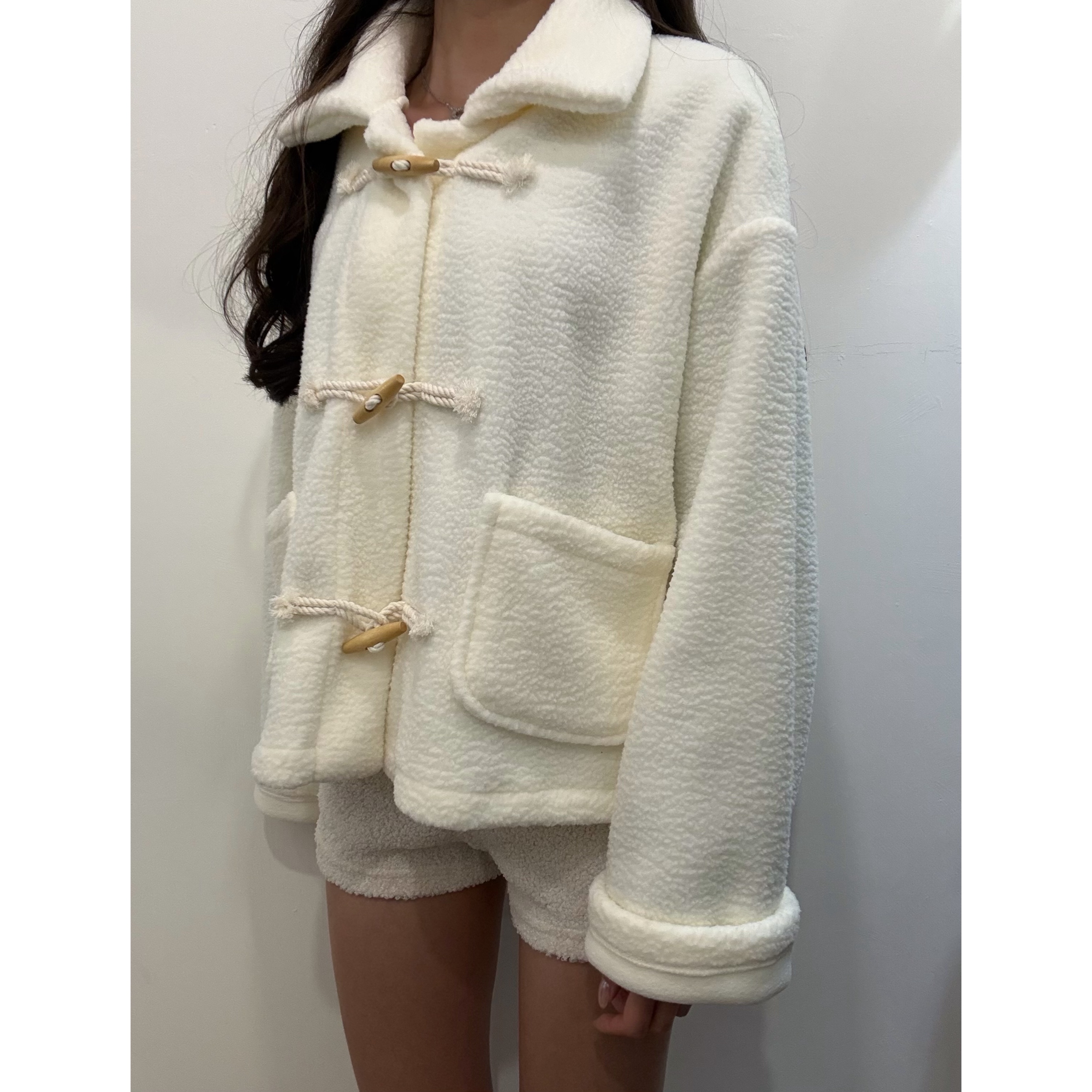 新品價及新年前收貨2月3號8PM截單💛《HIGH WAIST SHEARLING SHORTS》 2602C