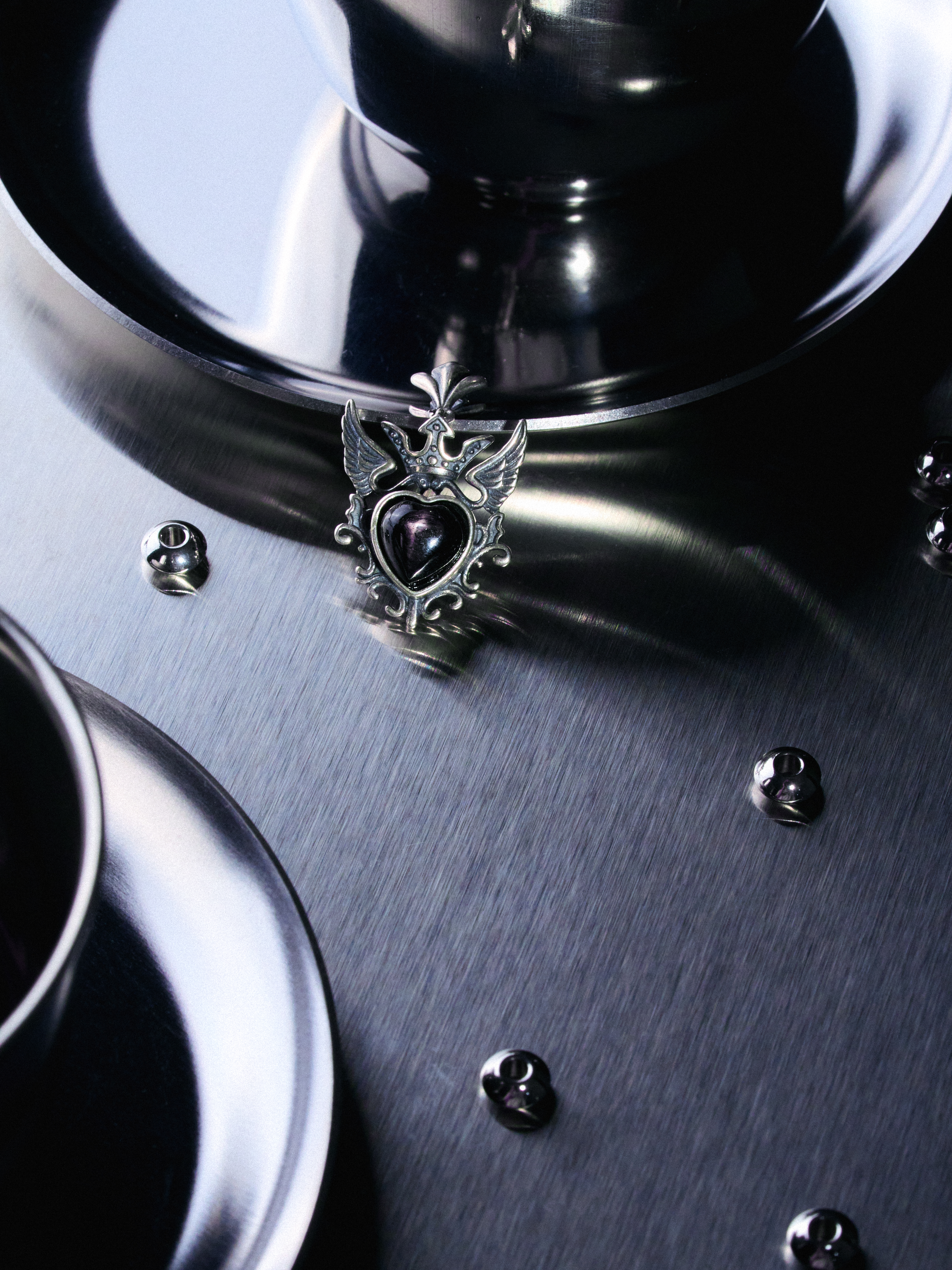 THE EDGE Pendant