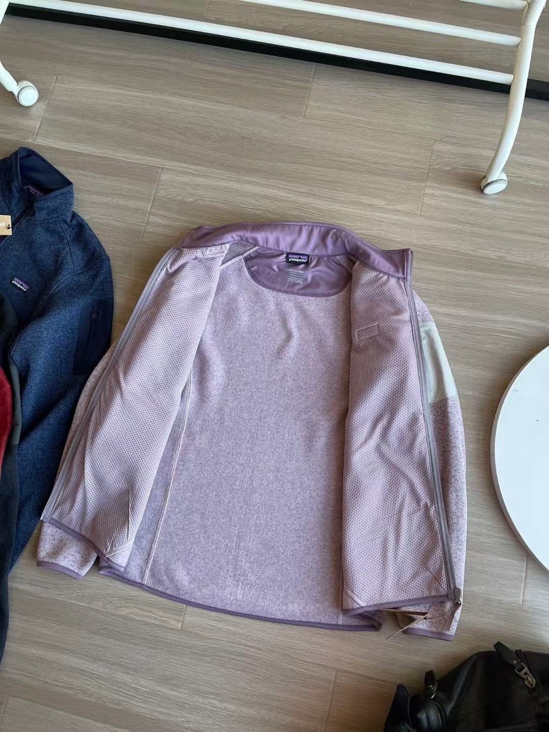 預訂 Pata gonia 輕量抓絨外套