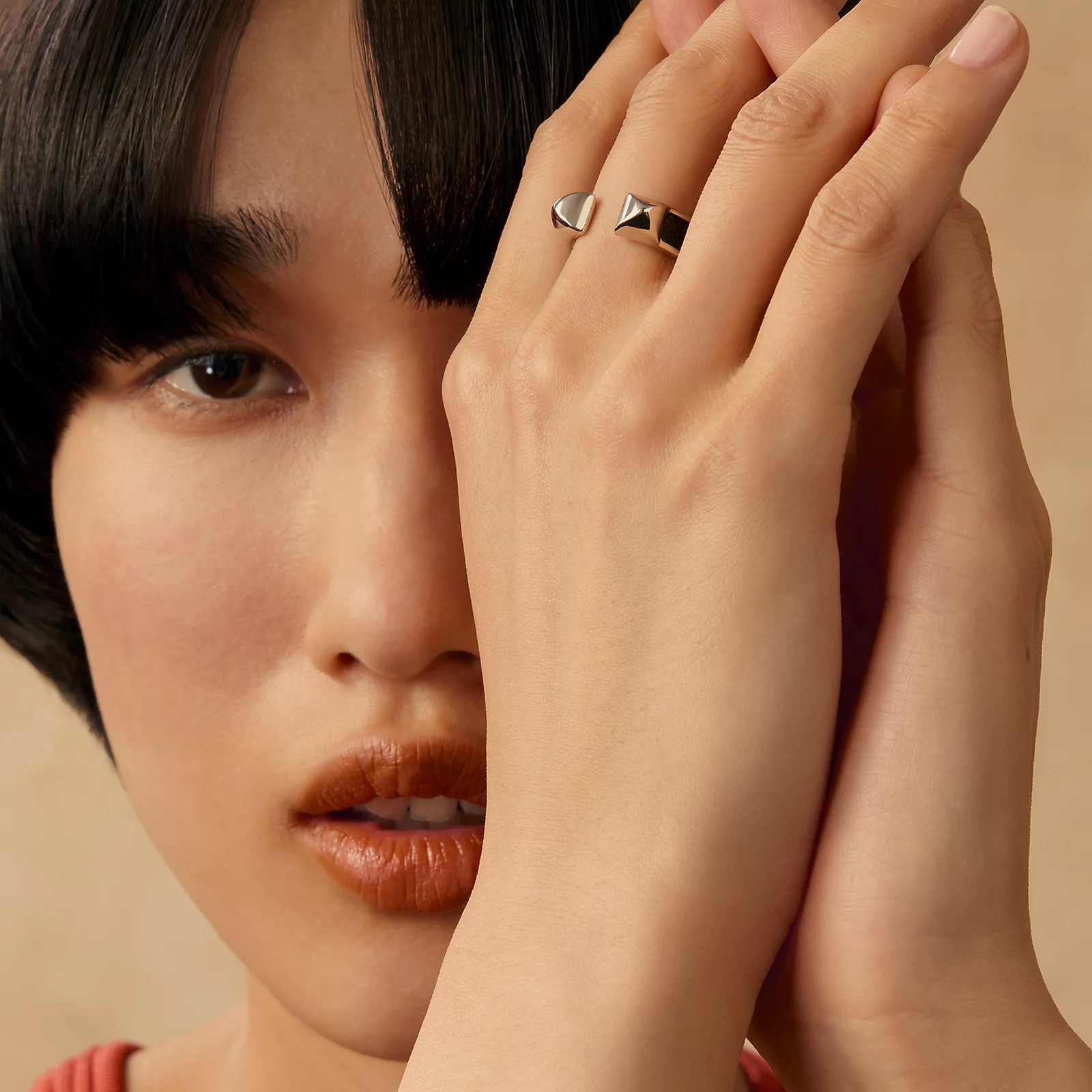 Hermes 全新🆕 Athena Noir 黑色 Madame皮鍍銀 Athena 雙重鉚釘戒指