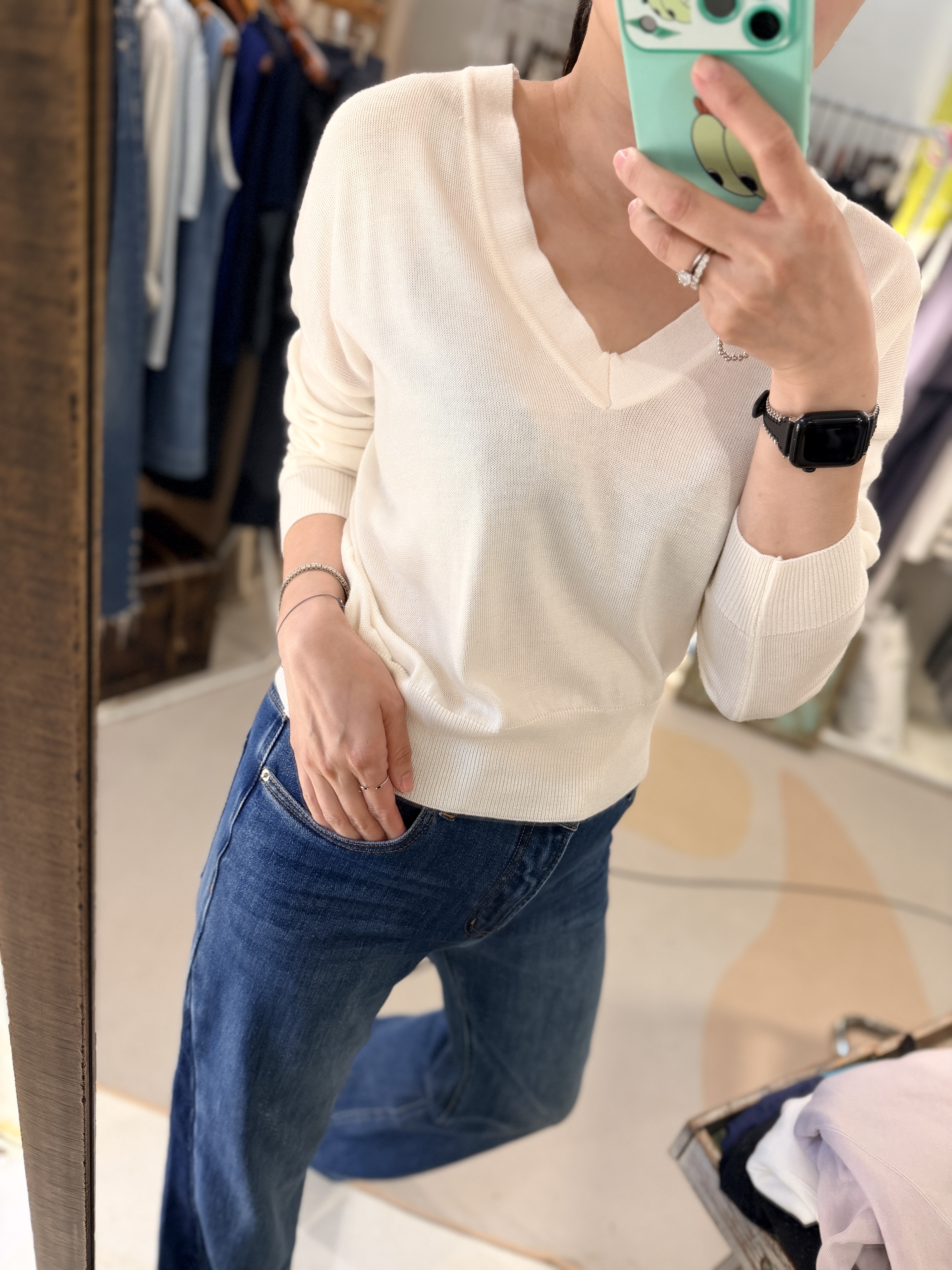 V neck basic knit